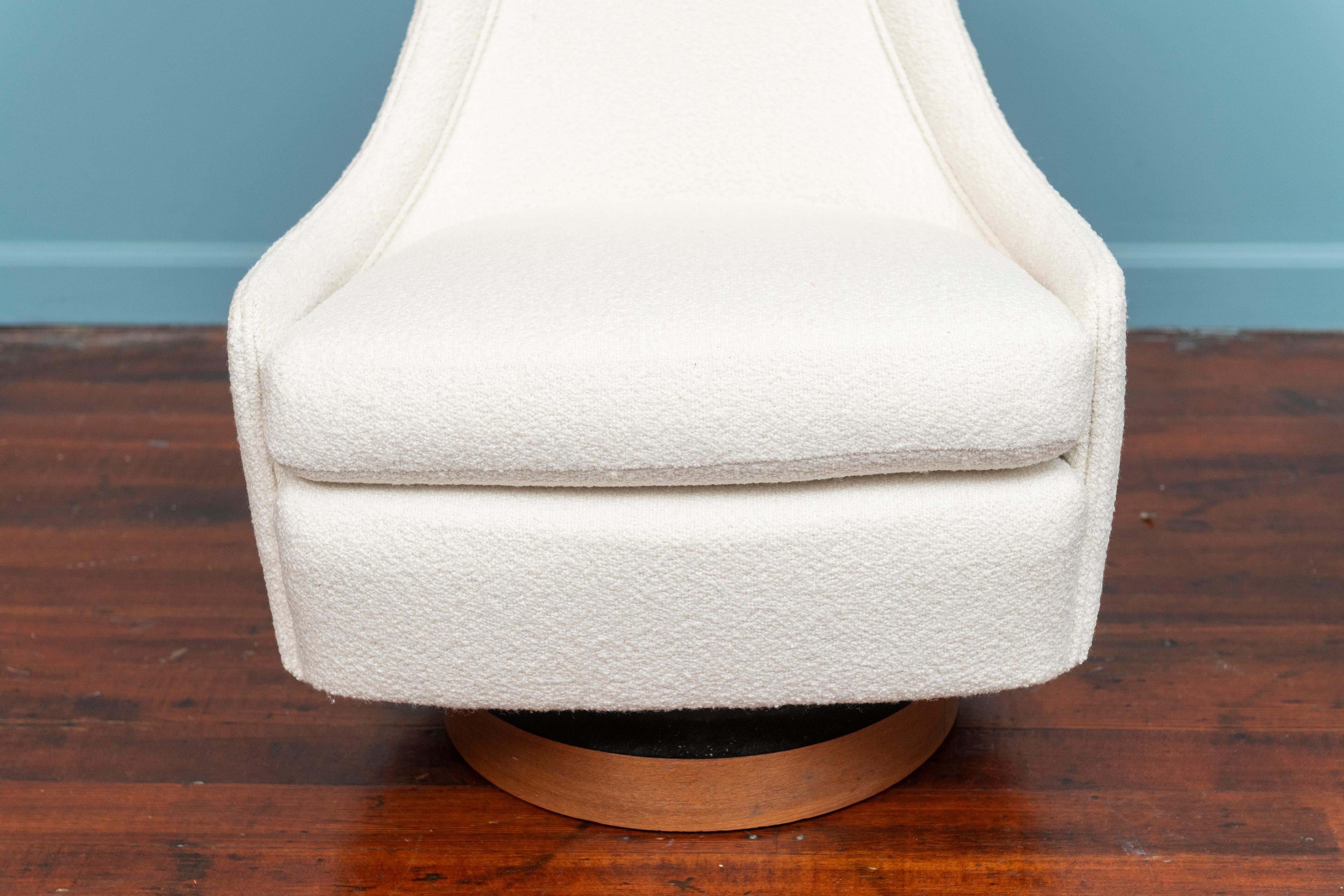 Milo Baughman Petite Swivel Tilt Lounge Chairs for Thayer Coggin 3