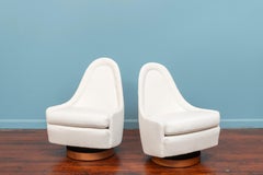 Milo Baughman Petite Swivel Tilt Lounge Chairs for Thayer Coggin