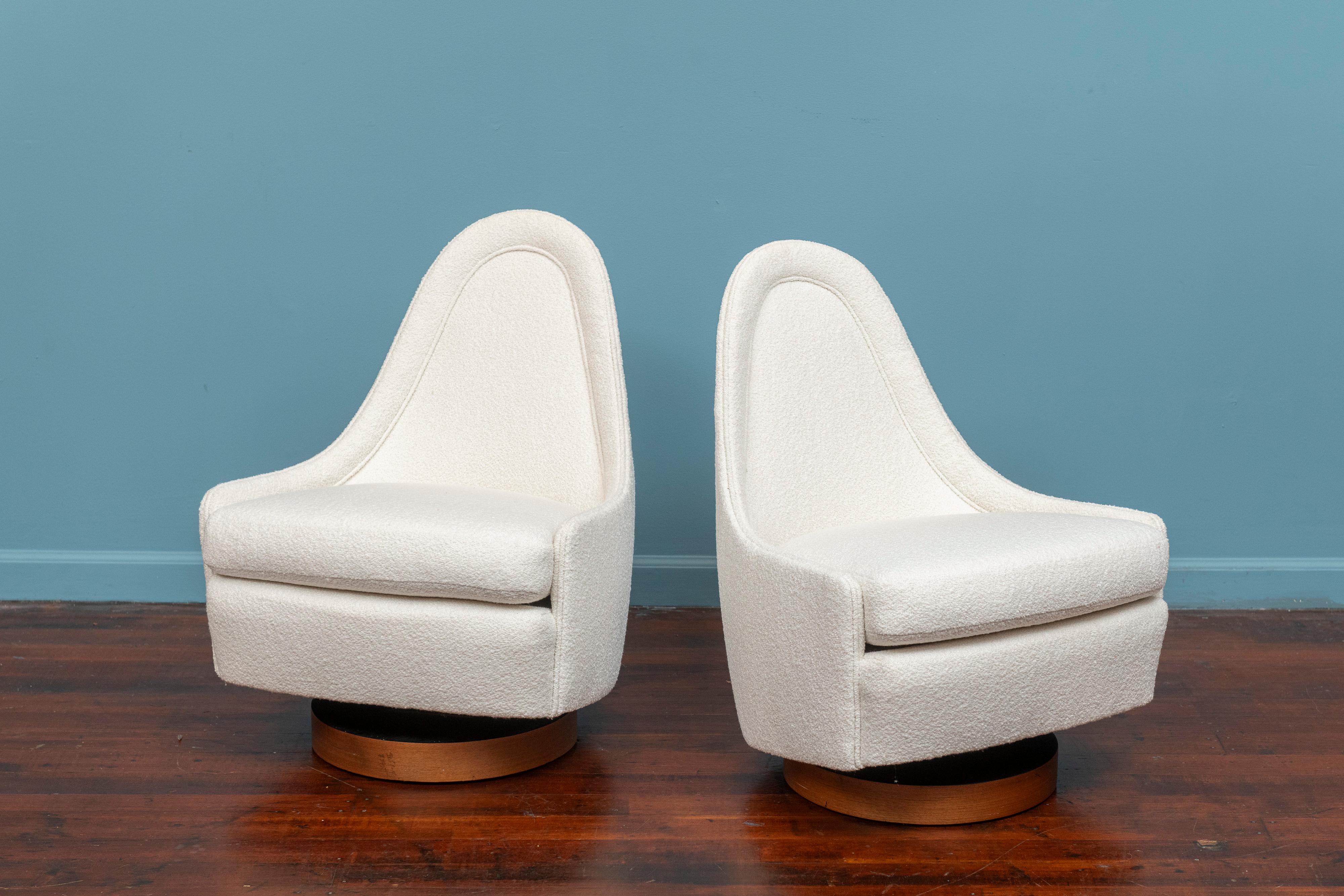 Mid-Century Modern Milo Baughman Petite Swivel Tilt Lounge Chairs for Thayer Coggin