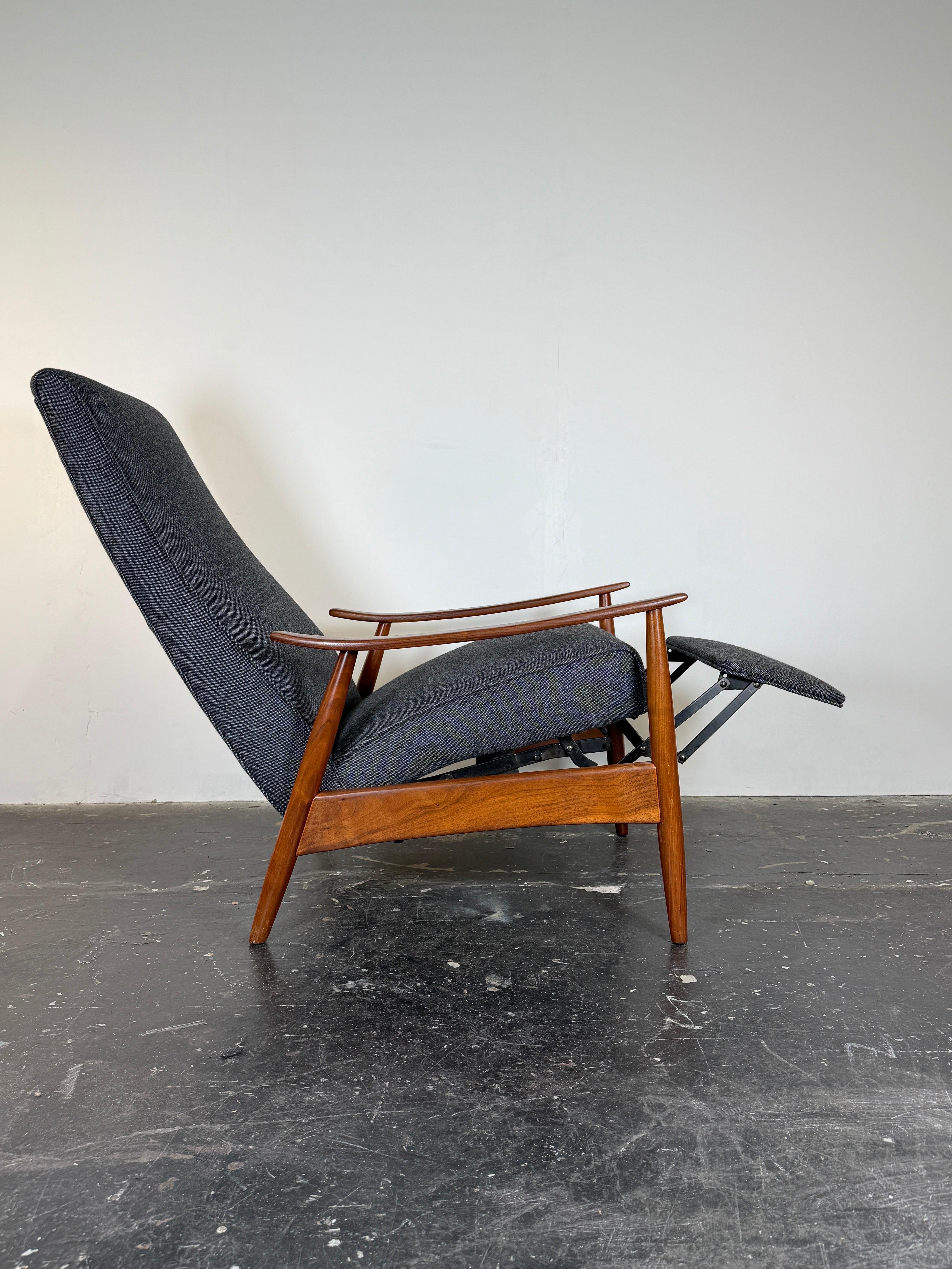 Milo Baughman, Liegesessel 74 von Thayer Coggin im Angebot 6