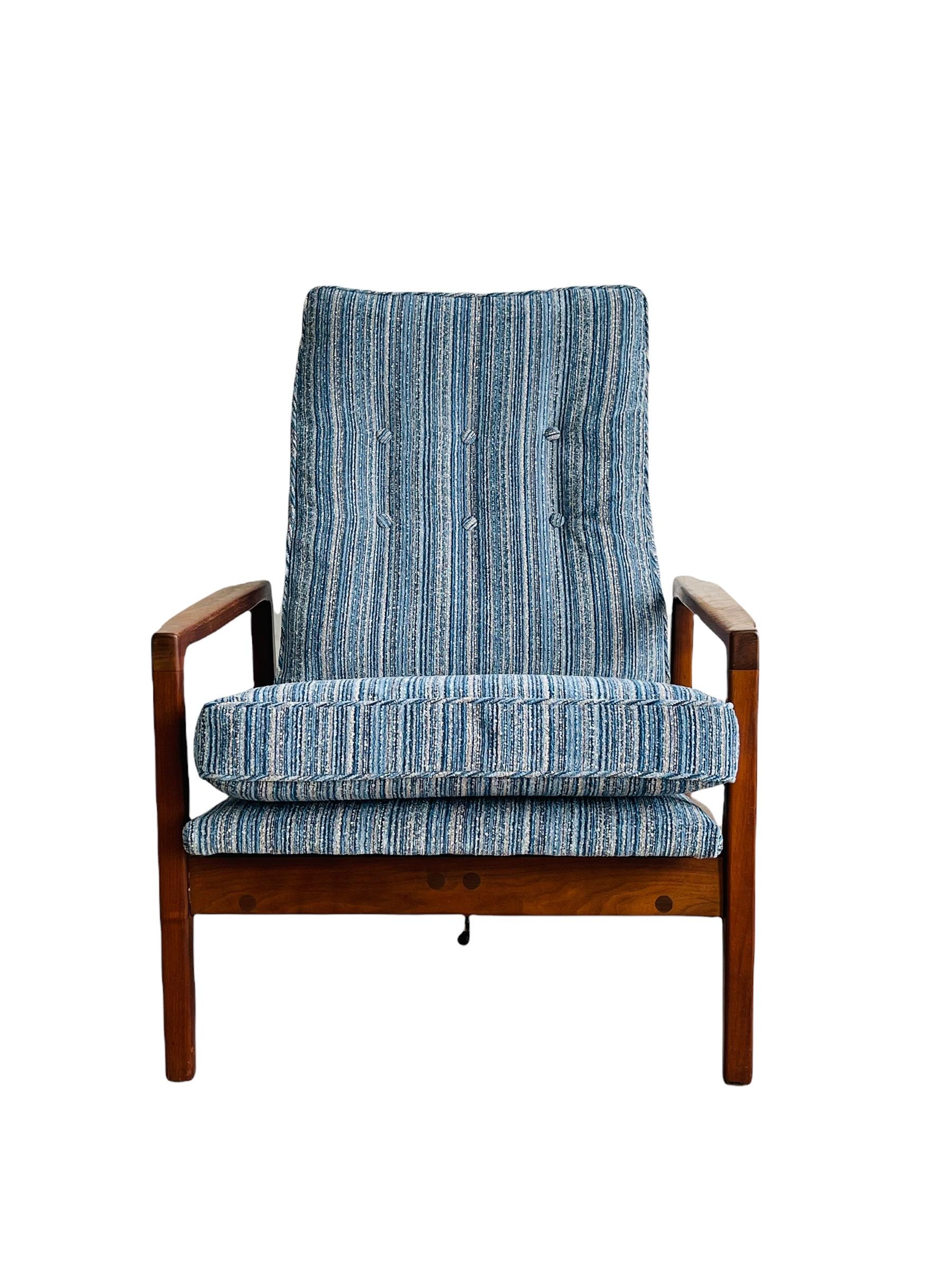 Milo Baughman Reclining Lounge Chair & Ottoman for James Inc 3