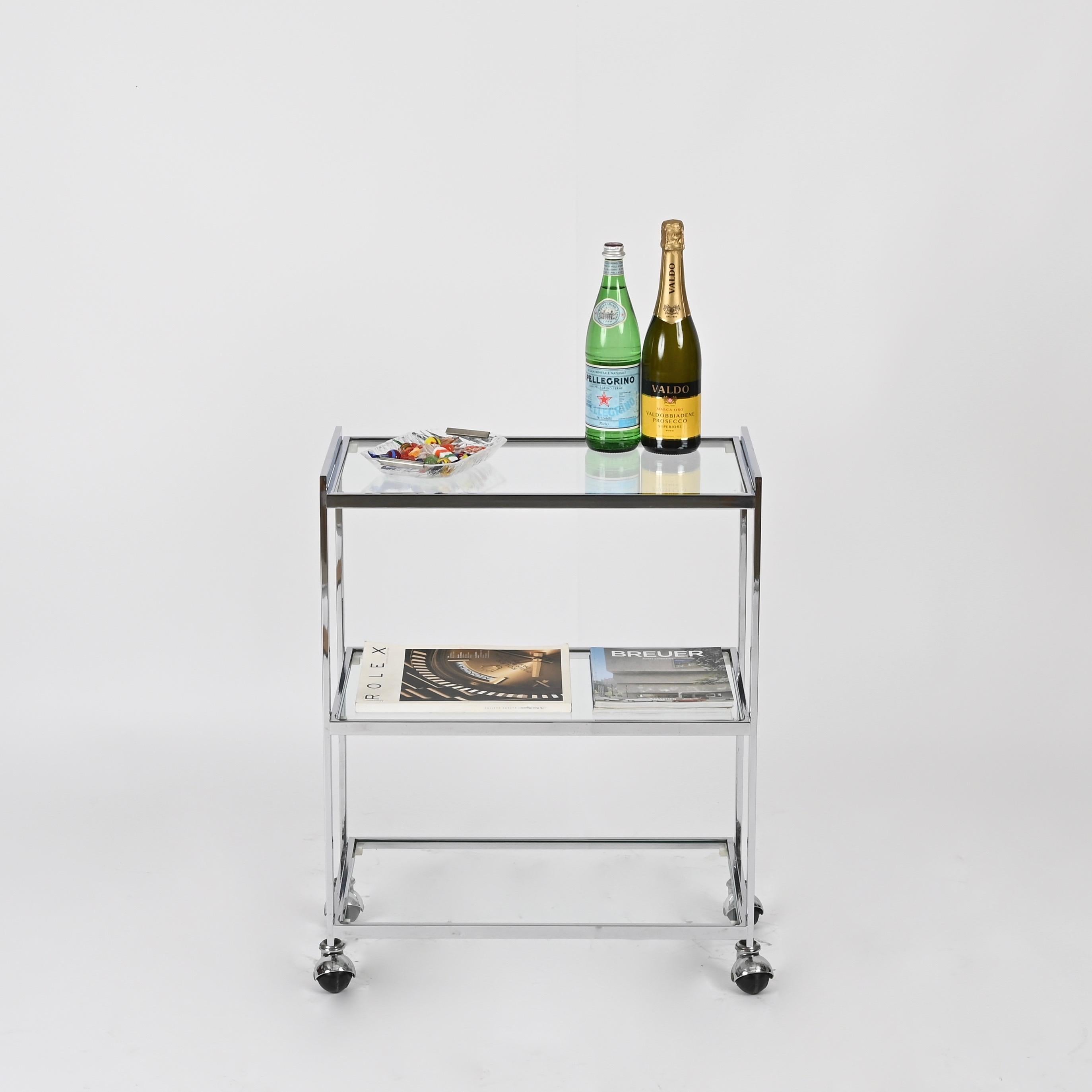 Milo Baughman Rectangular Serving Bar Cart in Chrome and Crystal, 1970s For Sale 1