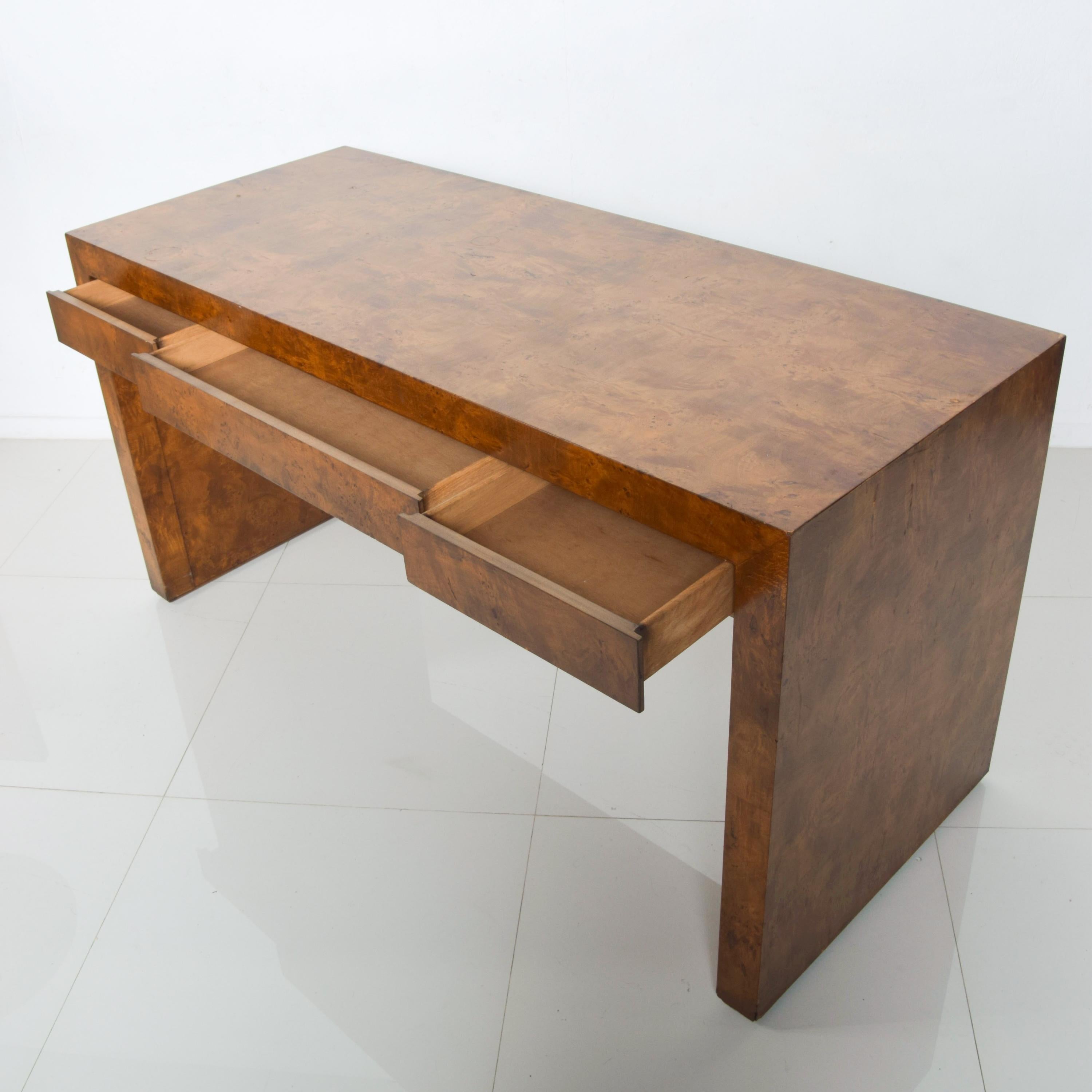 Milo Baughman Rich Burl Wood Desk Entryway Console Table Three Drawers, 1970s In Good Condition In Chula Vista, CA