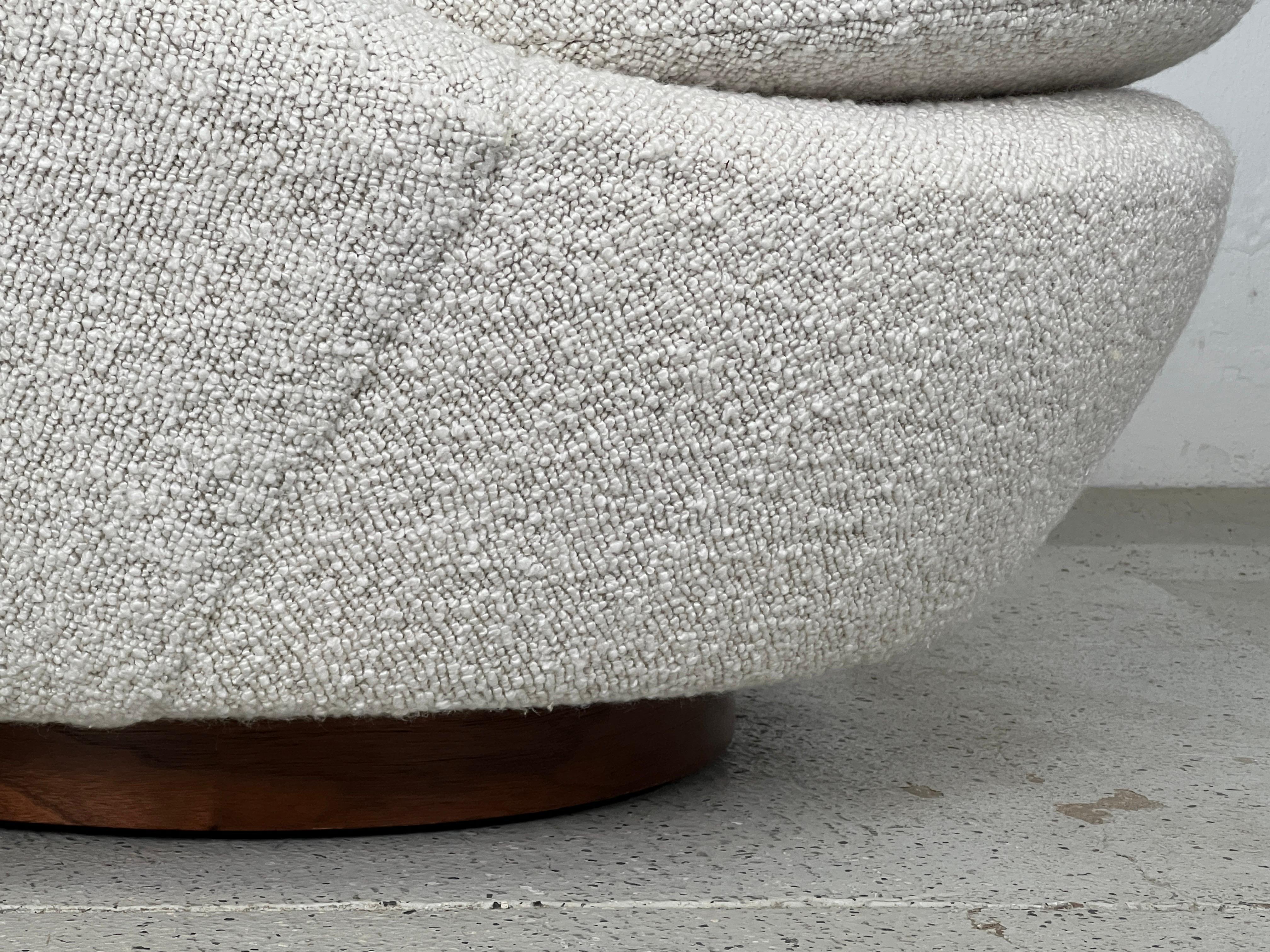 Milo Baughman Rocking Egg Chair 3