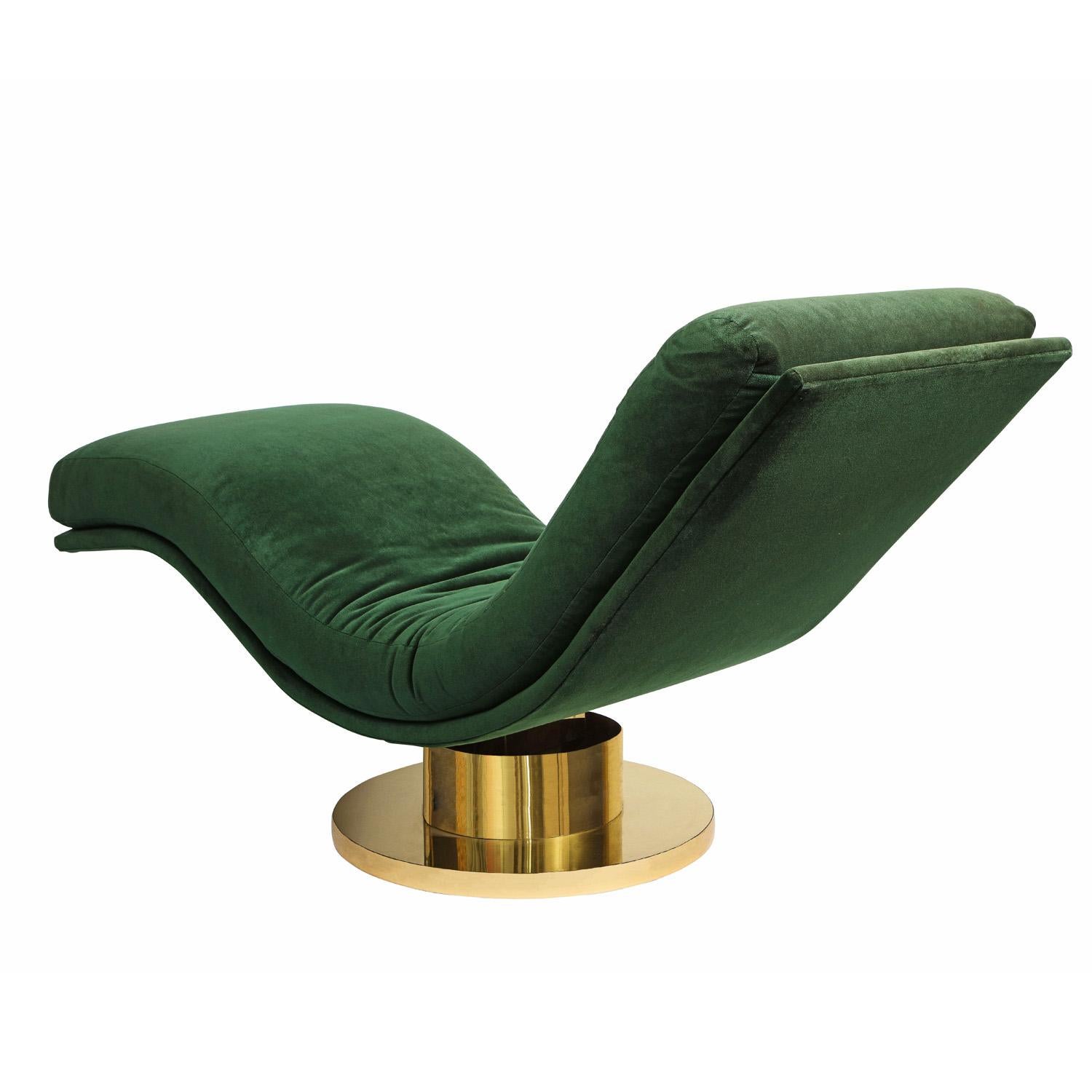 American Milo Baughman Rocking Swivel Chaise in Velvet on Brass Base 1970s, 'Signed'