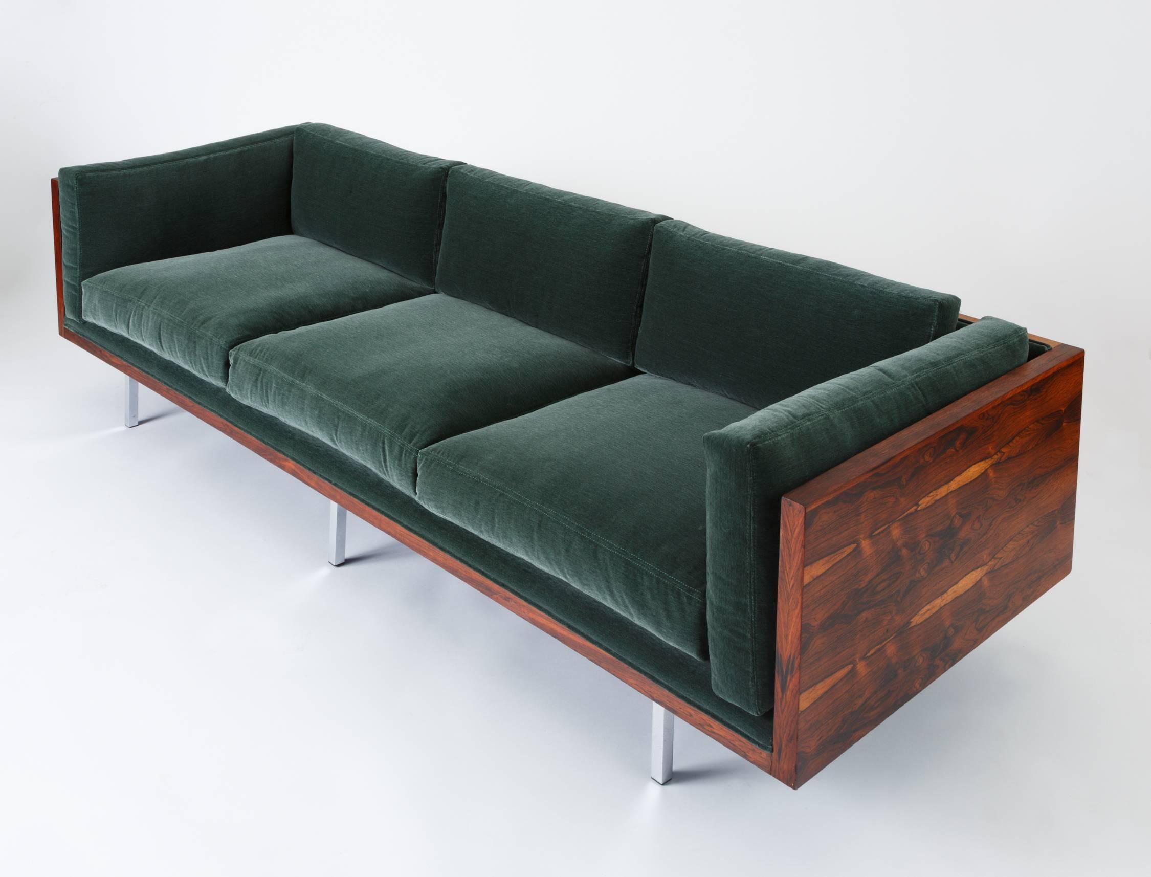 Mid-Century Modern Milo Baughman Rosewood Case Sofa for Thayer Coggin