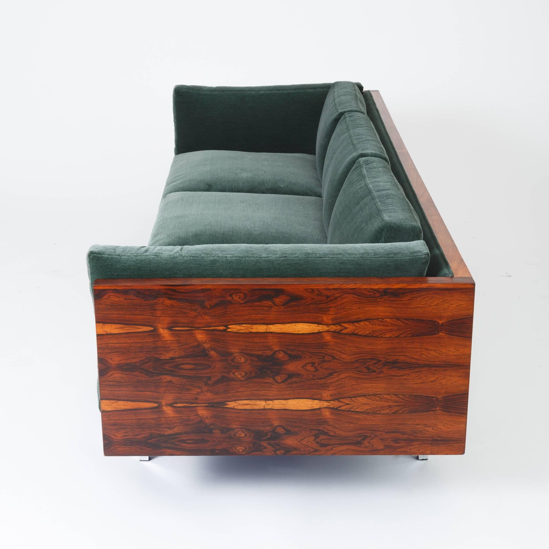 Milo Baughman Rosewood Case Sofa for Thayer Coggin In Excellent Condition In Los Angeles, CA