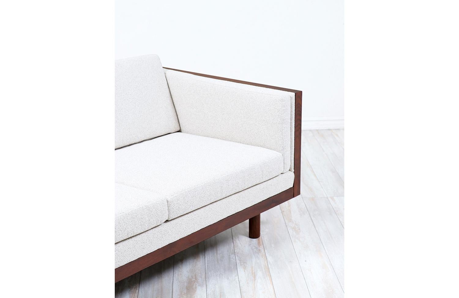 Mid-20th Century  Expertly Restored - Milo Baughman Rosewood Case Sofa for Thayer Coggin For Sale