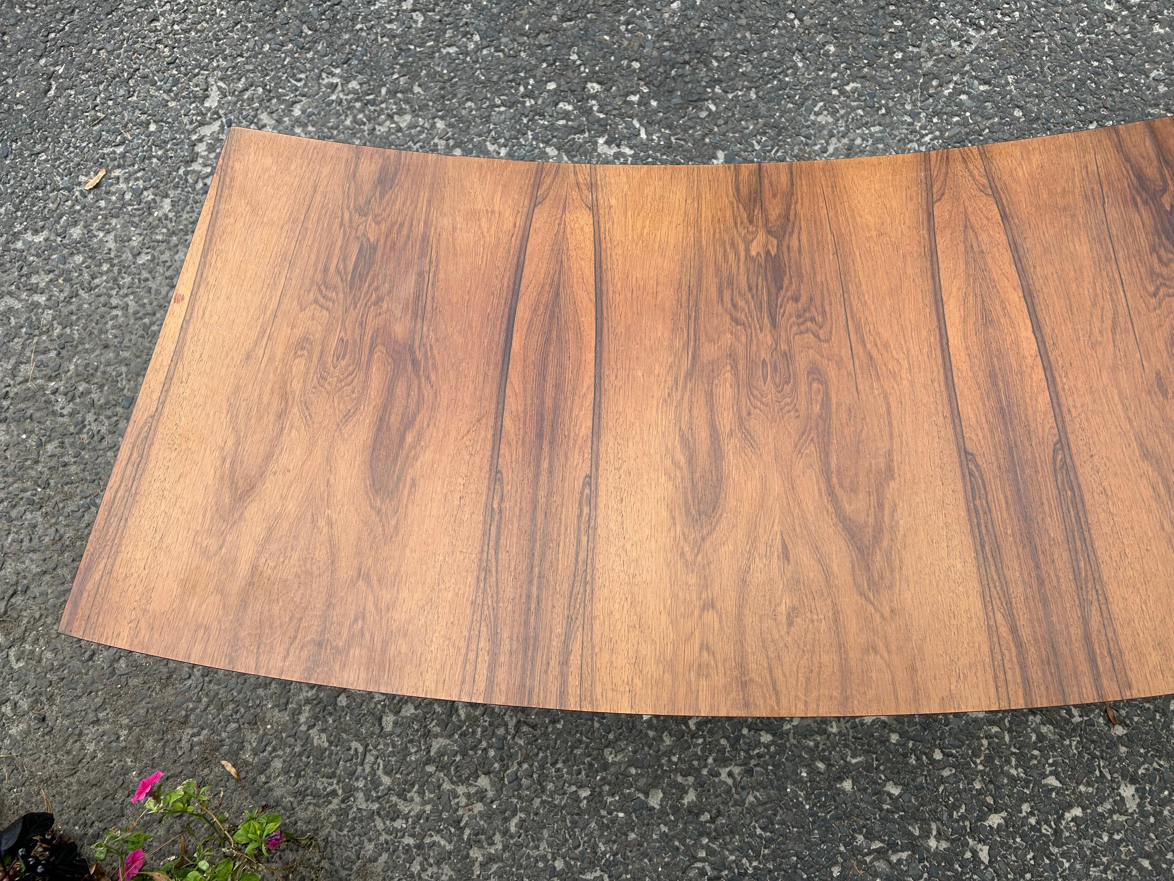 Mid-Century moderno Milo Baughman Panca da console curva in legno di palissandro e cromo, metà del secolo scorso in vendita