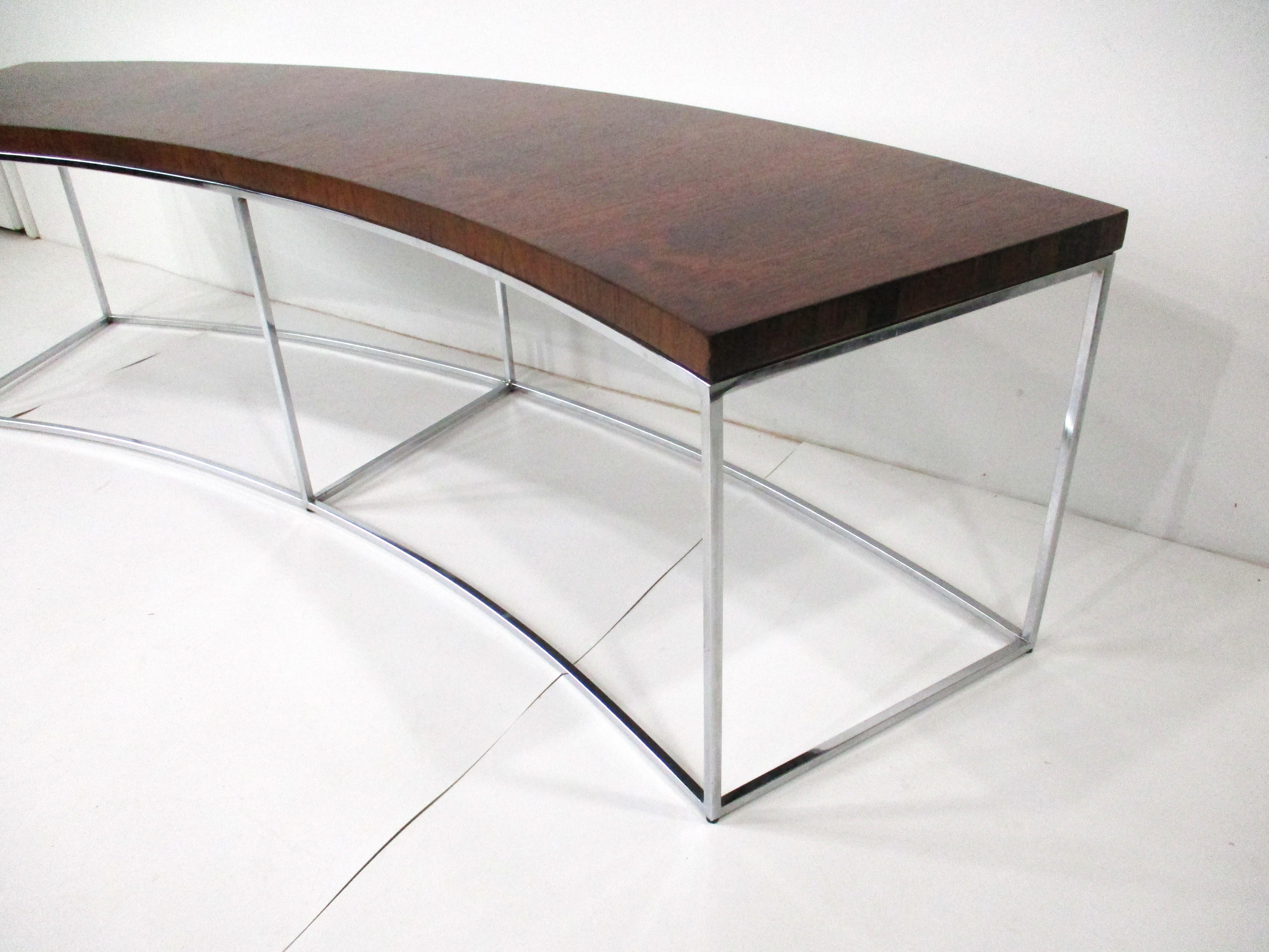 Mid-20th Century Milo Baughman Rosewood / Chrome Curved Sofa Table for Thayer Coggin For Sale