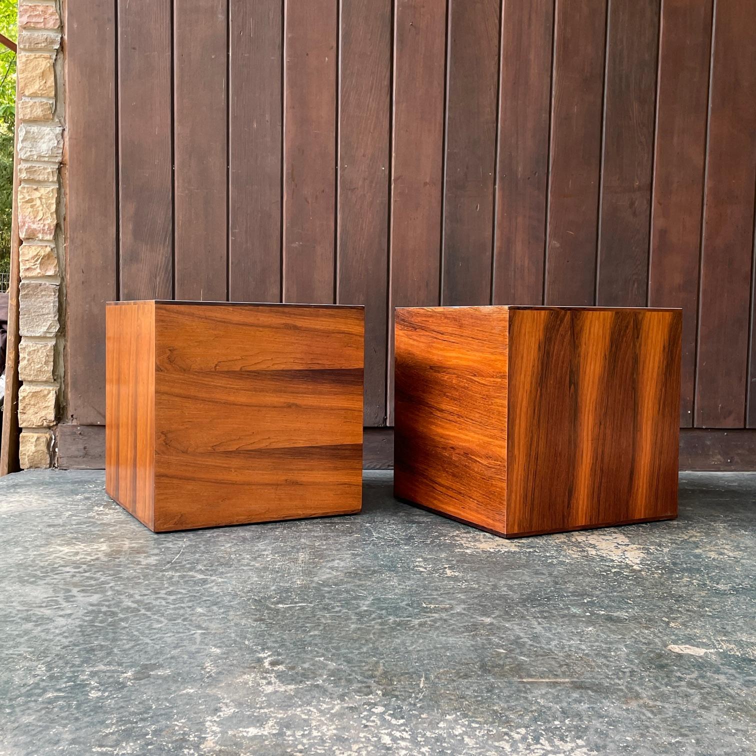 Lacquered Milo Baughman Rosewood Cube Side Tables Pedestals Vintage Mid-Century Geometric