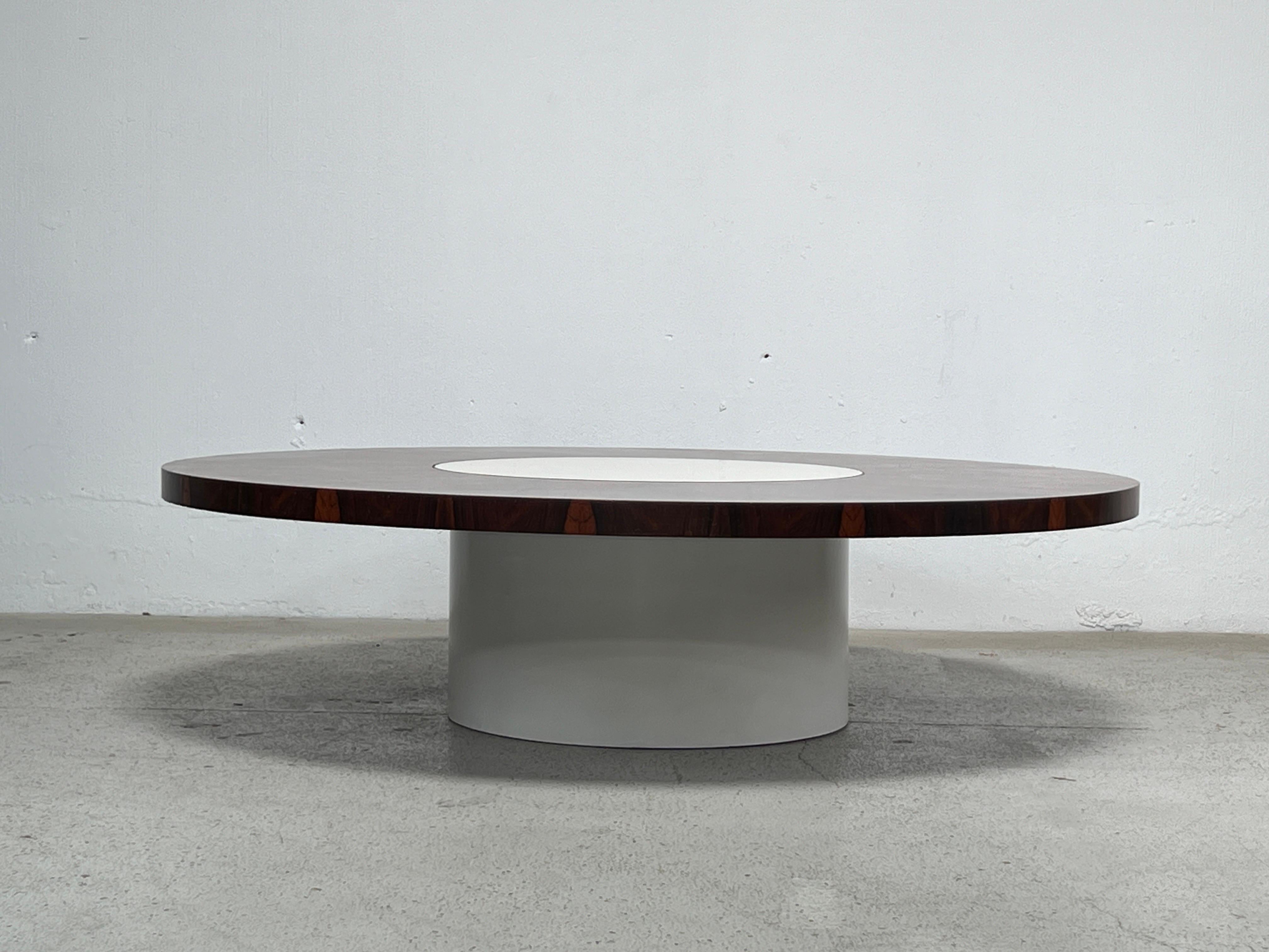 Milo Baughman Rosewood Lazy Susan Coffee Table  In Good Condition For Sale In Dallas, TX