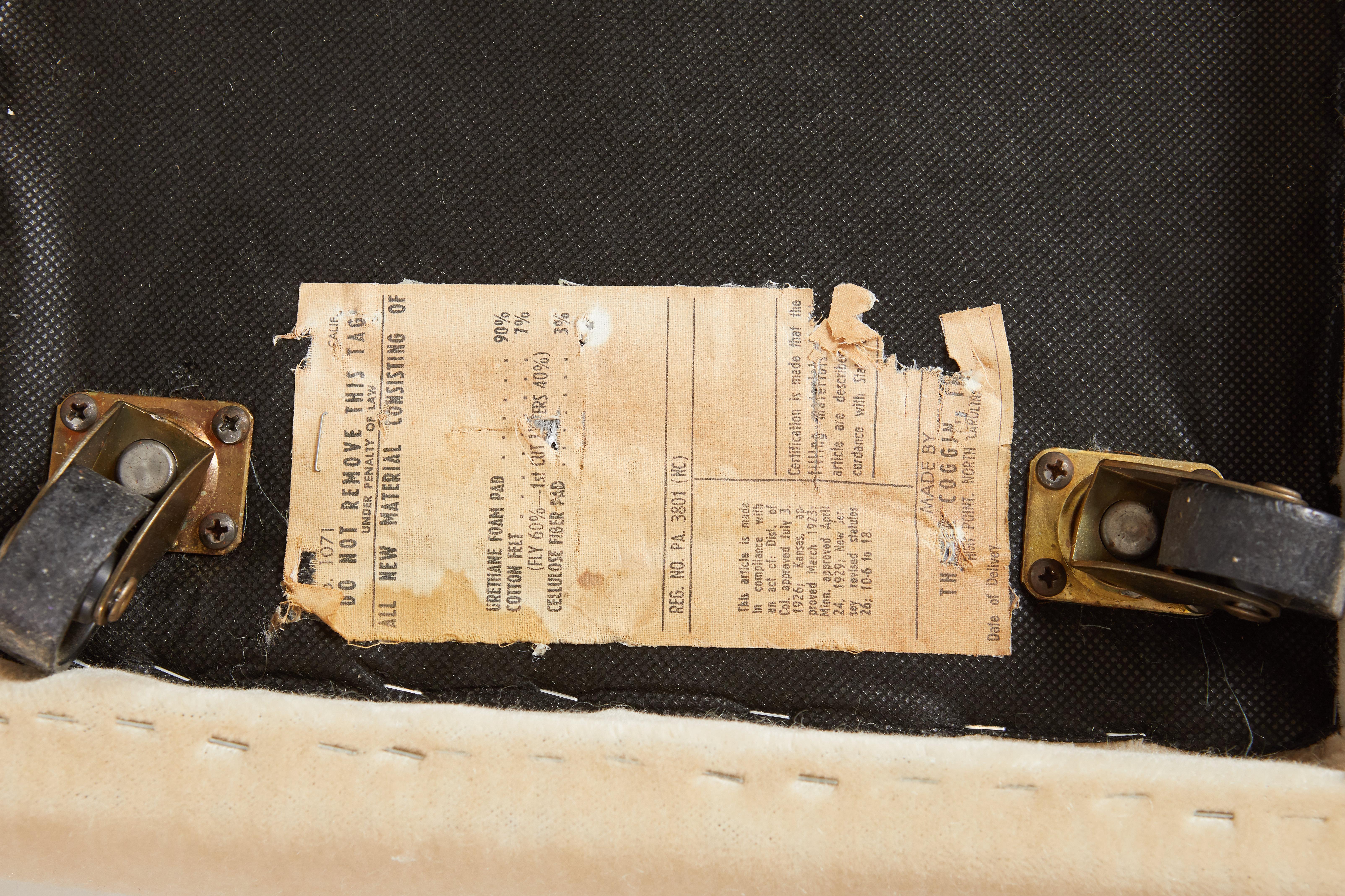 Milo Baughman Rosewood Swivel Chair with Ottoman In Excellent Condition In Chicago, IL