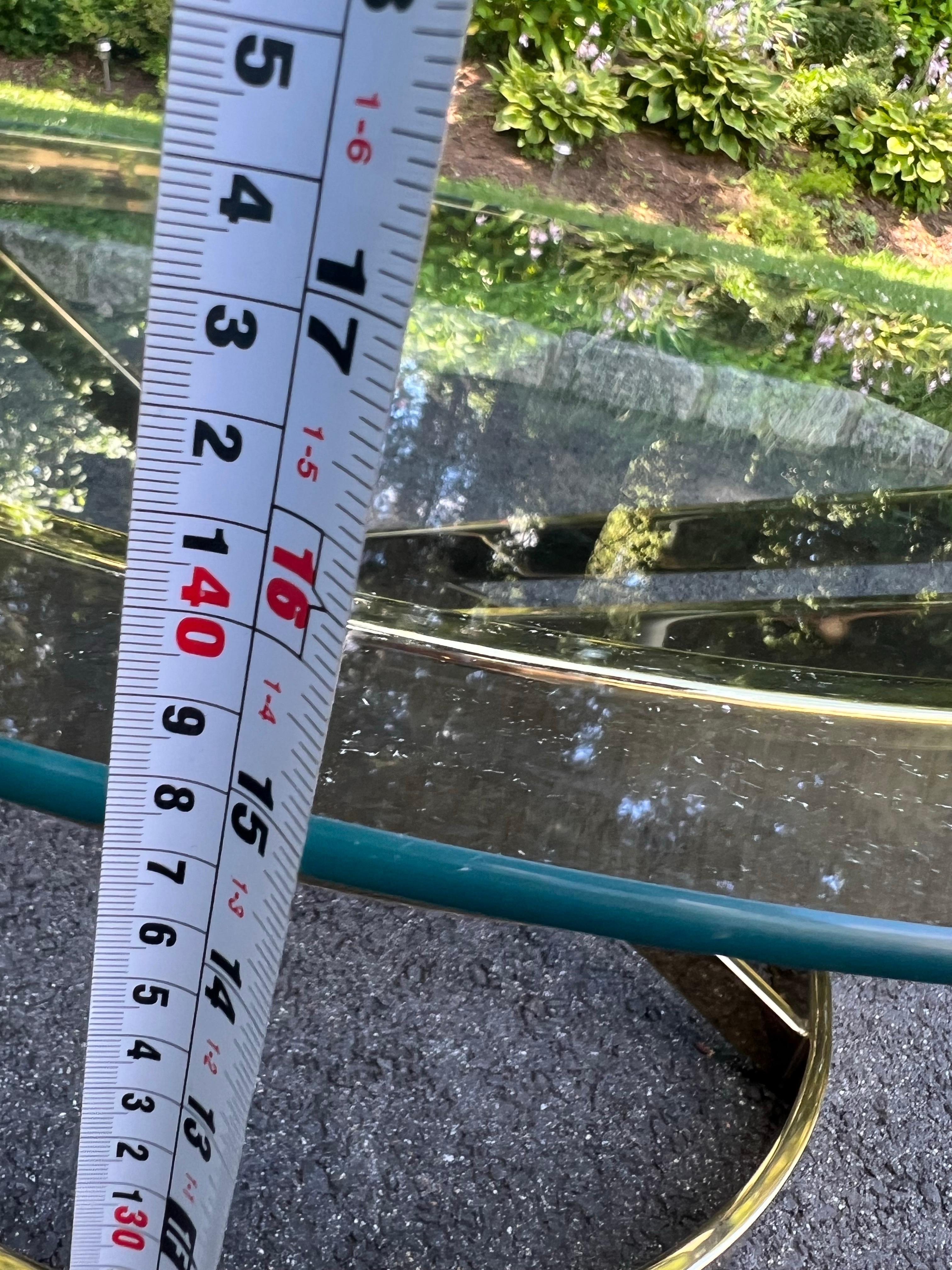 Milo Baughman Round Brass and Glass Table en vente 12