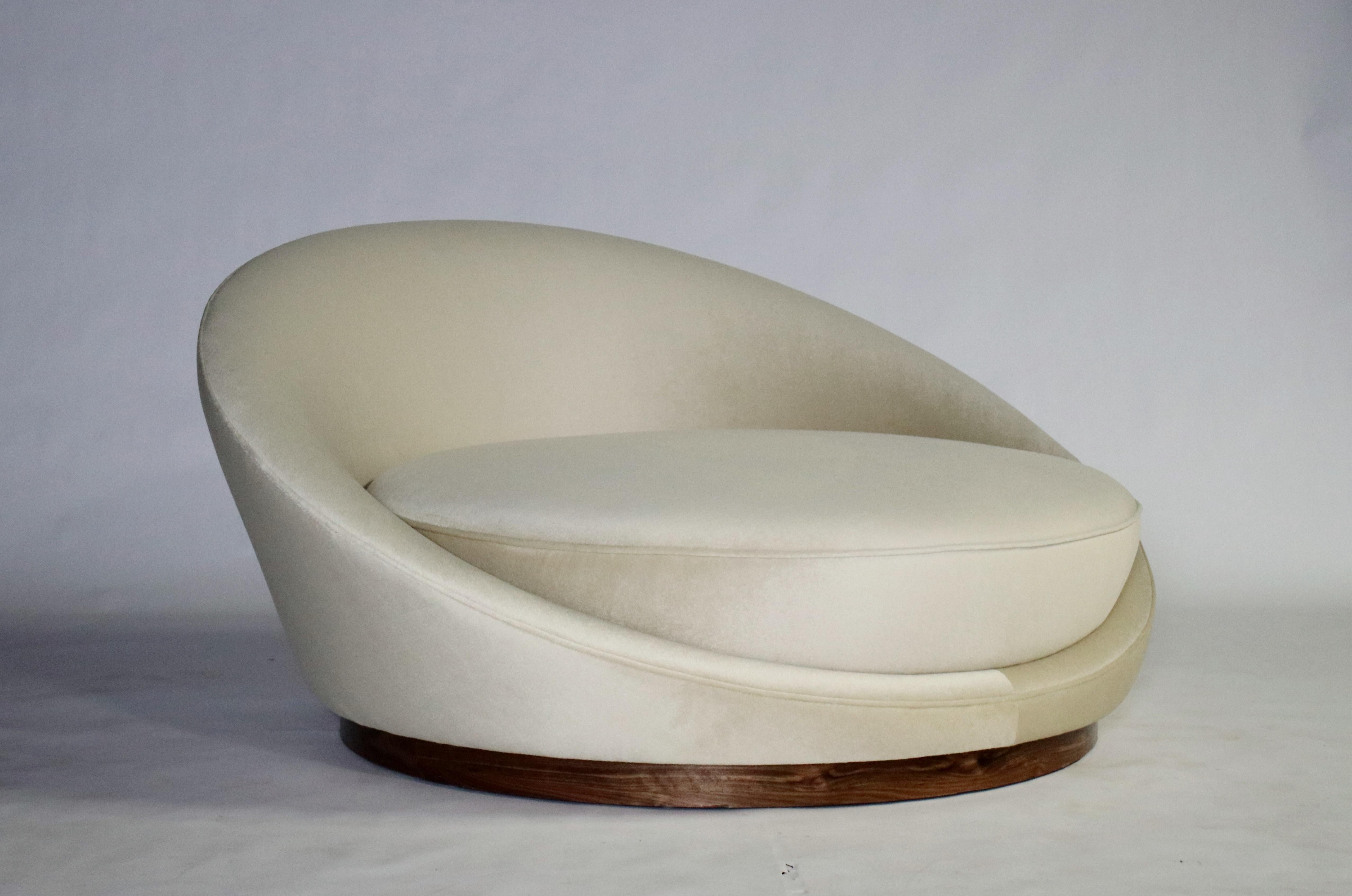 Mohair Milo Baughman Satellite Chaise Lounge