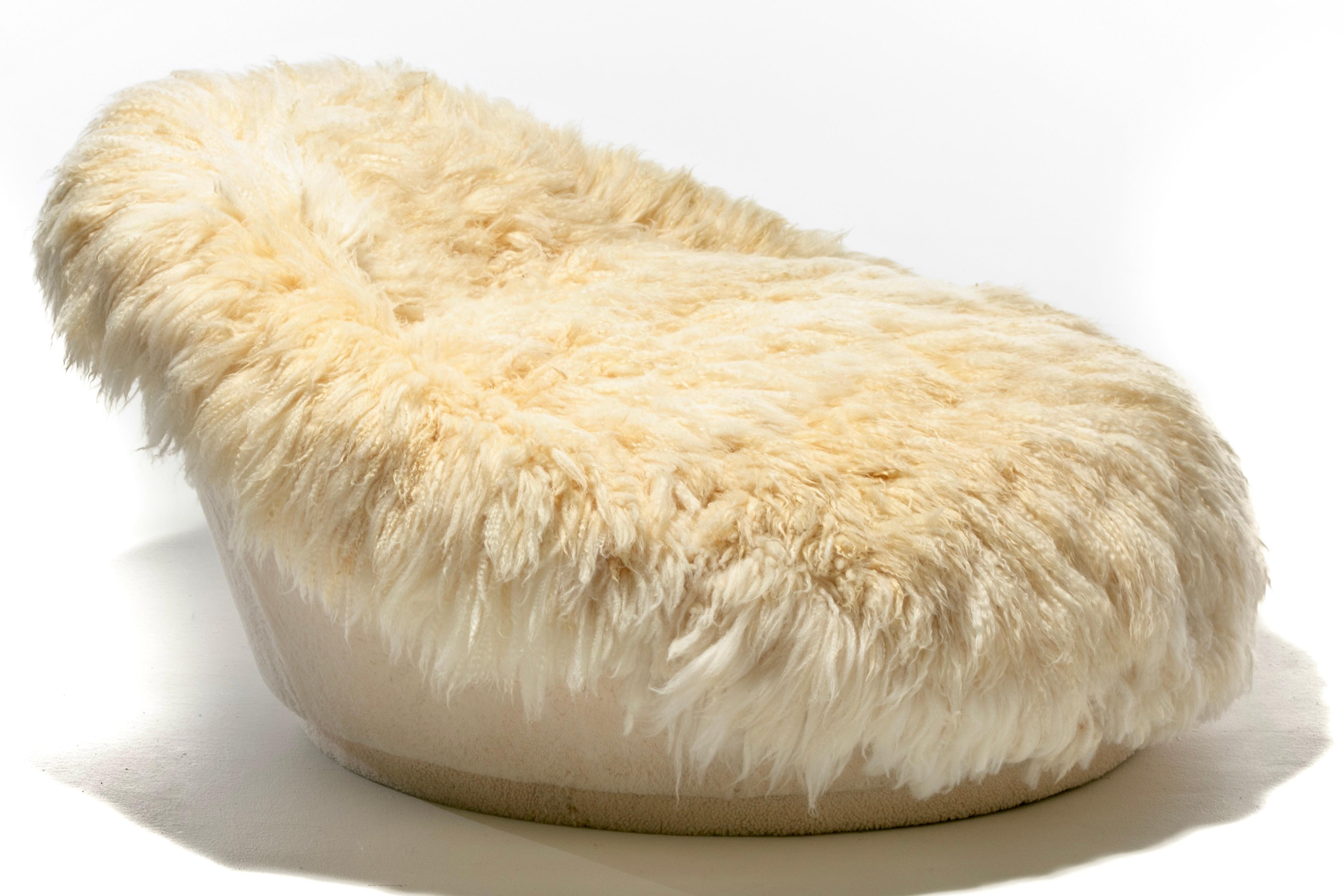Mid-20th Century Milo Baughman Style Satellite Lounge in Napa Valley Sheepskins & Ivory Shearling For Sale