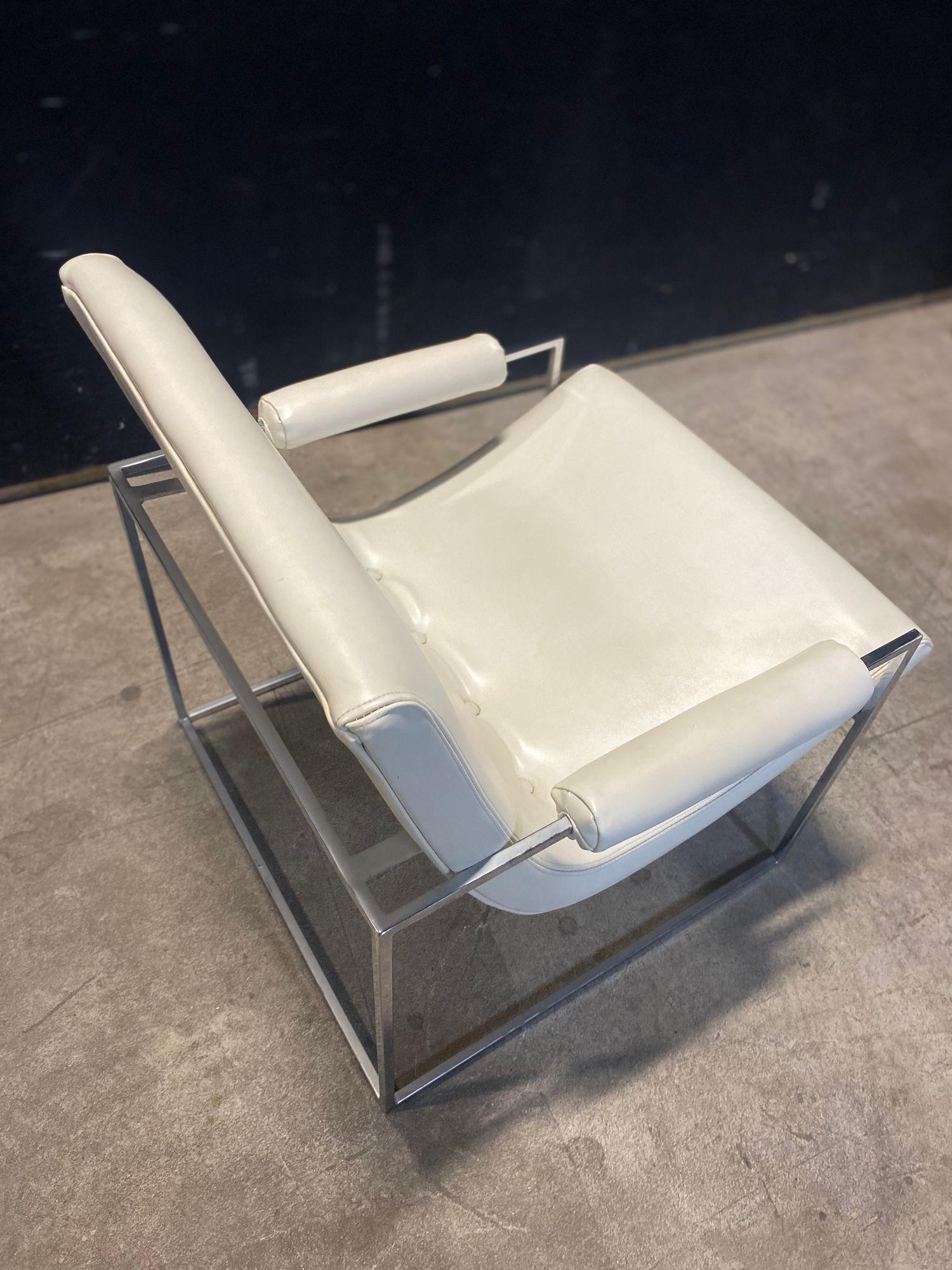 Chaise Scoop de Milo Baughman avec la structure Thinline Chrome en vente 2