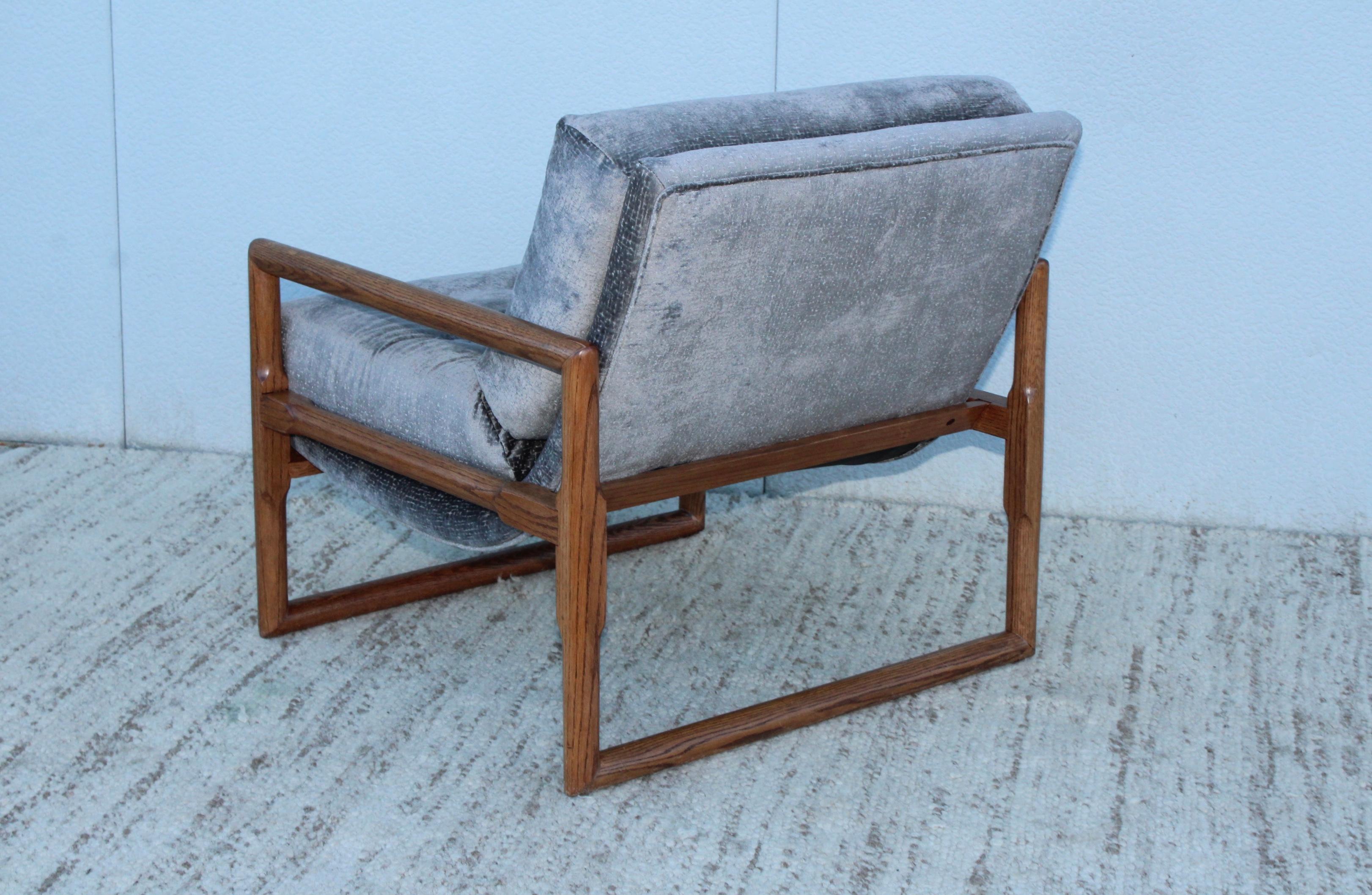 Milo Baughman Scoop Oak Lounge Chairs 3