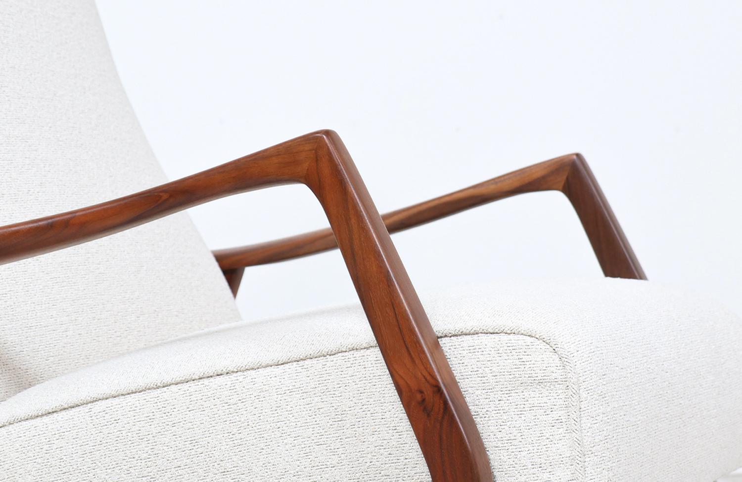 Milo Baughman Sculpted Walnut Reclining Chair for James Inc. 6