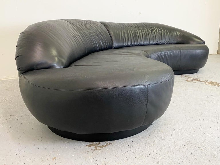 Mid-Century Modern Milo Baughman Style Serpentine Sectional Sofa, Thayer Coggin For Sale