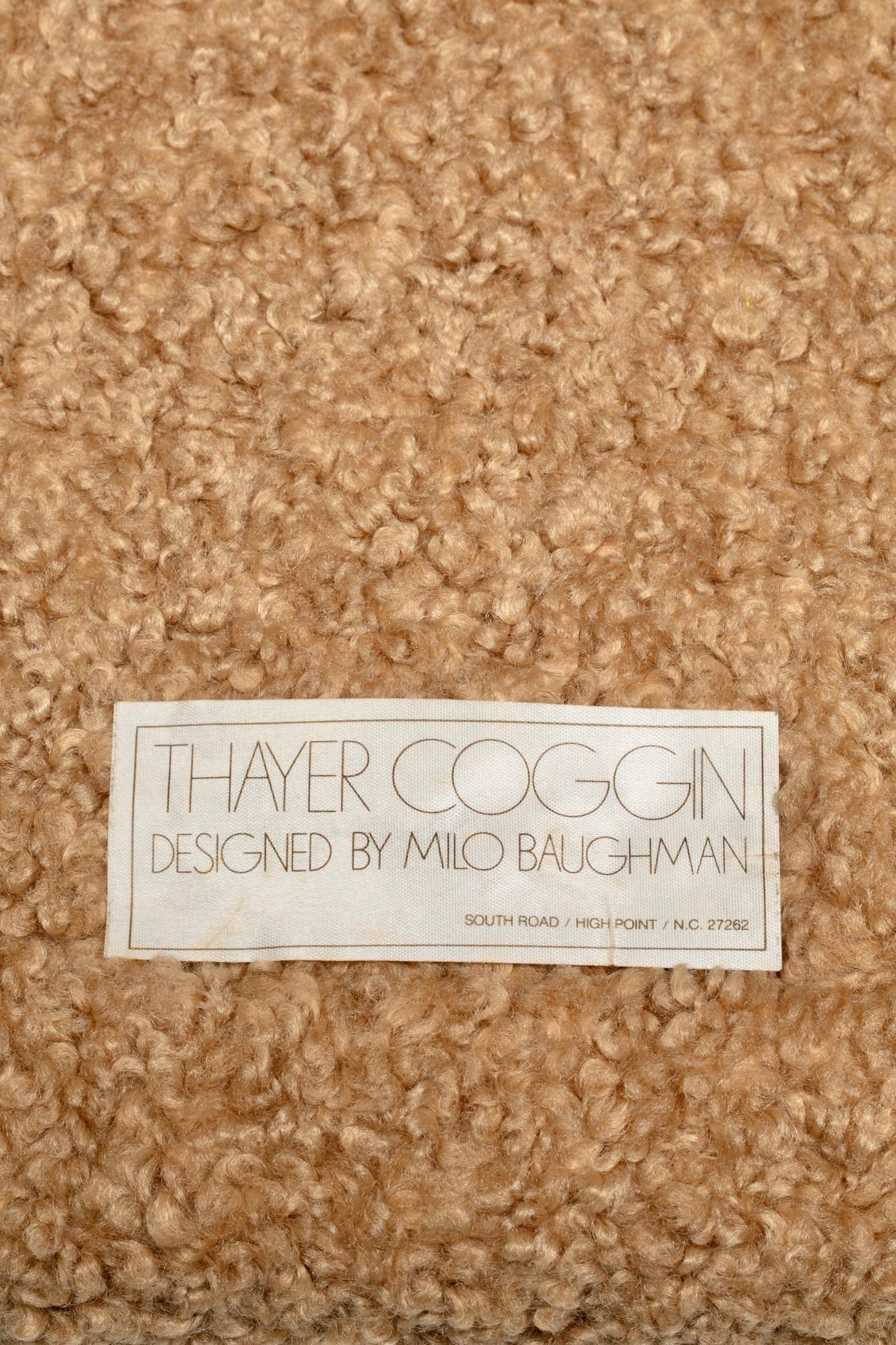 Milo Baughman Juego de 8 Sillas de Comedor Parsons en Bouclé Latte by Thayer Coggin en venta 12