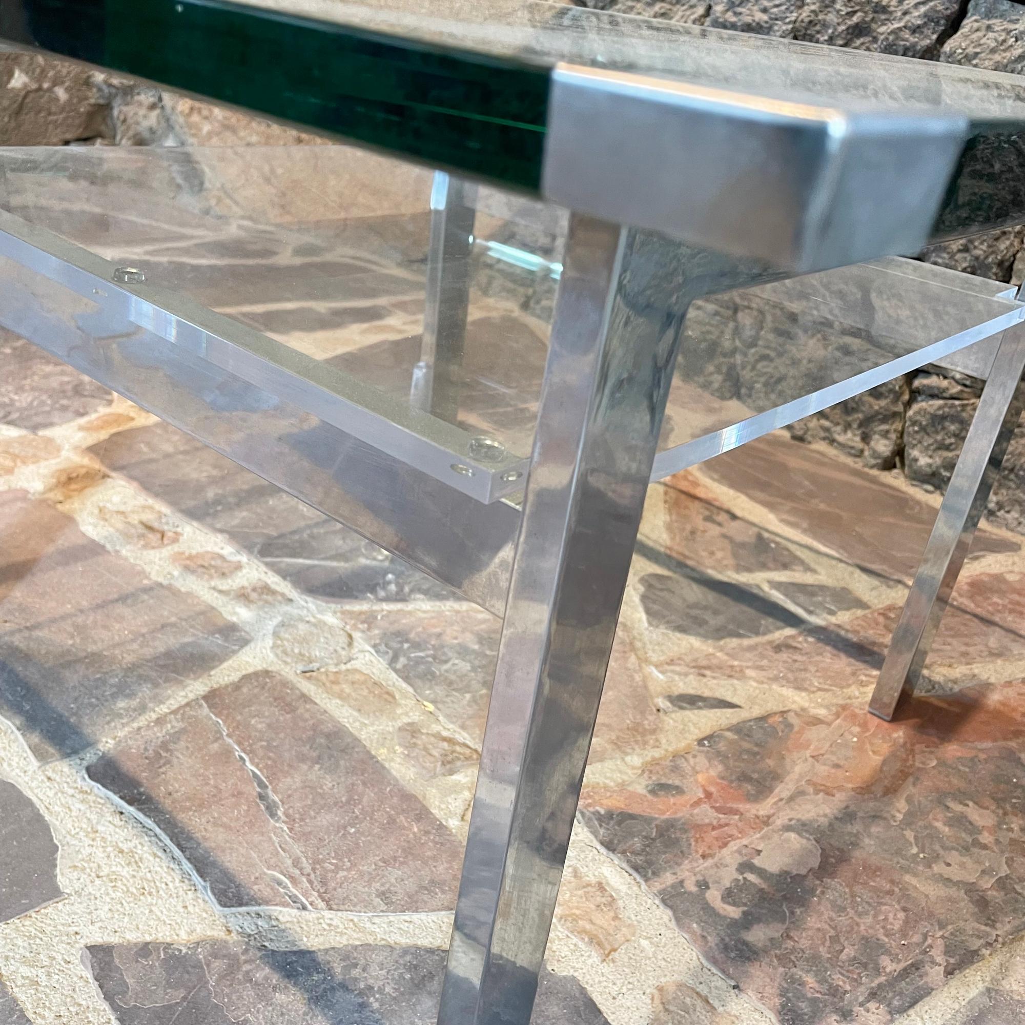 1970s Milo Baughman Modern Side Tables in Chrome Glass and Lucite For Sale 2