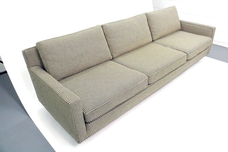 Mid-Century Modern Milo Baughman Sofa for Thayer Coggin For Sale