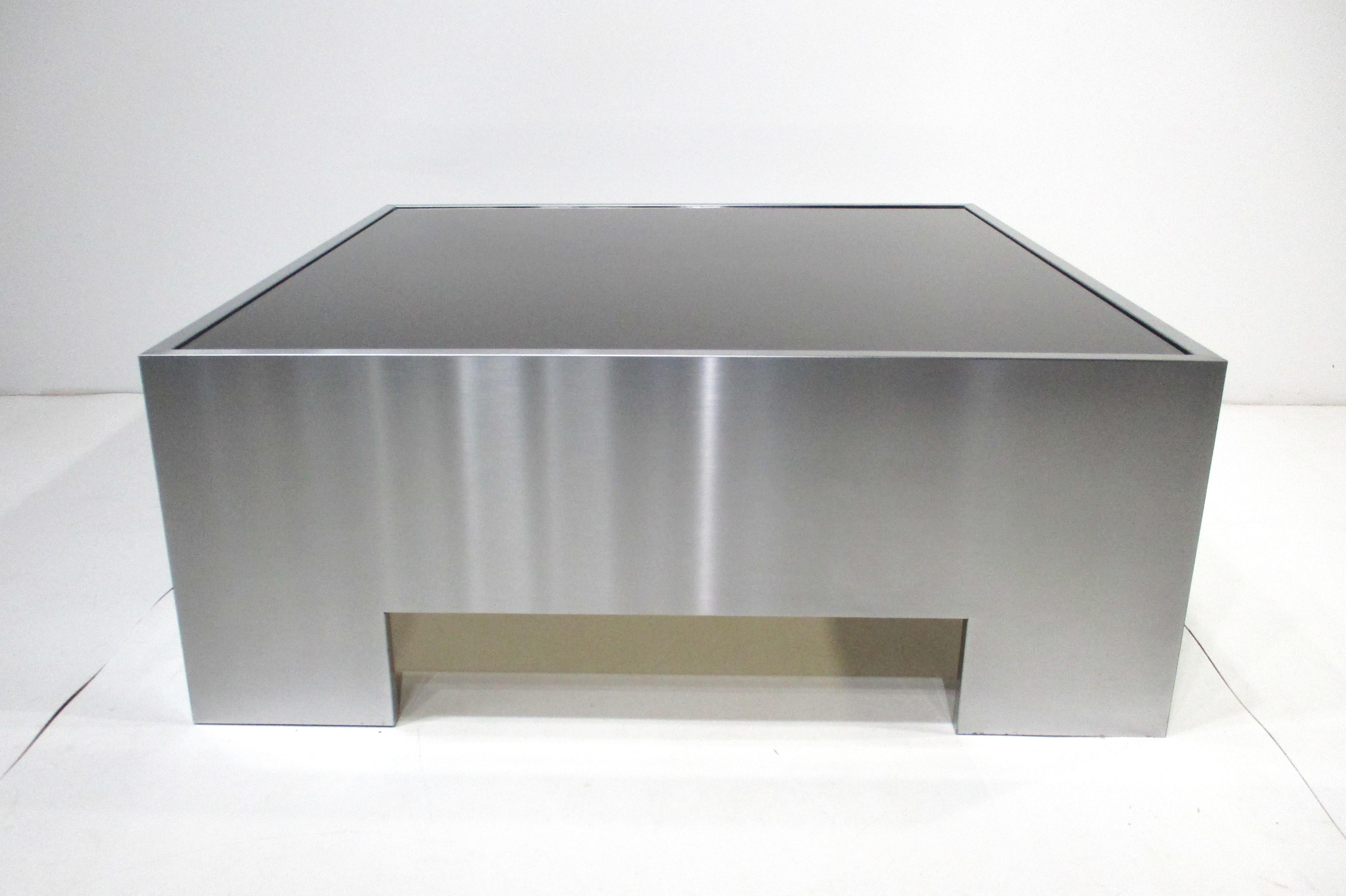 Mid-Century Modern Table basse en acier inoxydable et en verre Milo Baughman pour DIA en vente