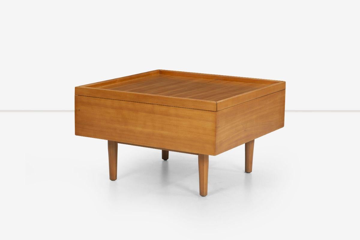 Milieu du XXe siècle Table basse de rangement Milo Baughman en vente