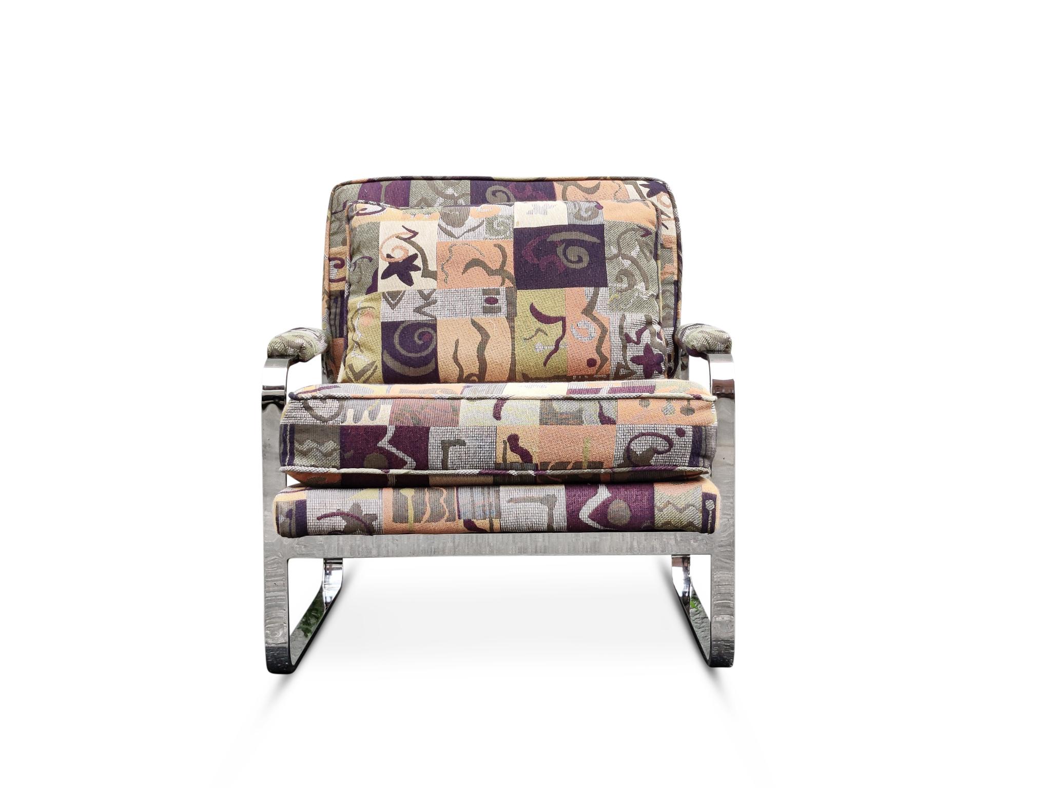 Américain Paire de fauteuils club de salon Bernhardt vintage en tissu chromé de style Milo Baughman en vente