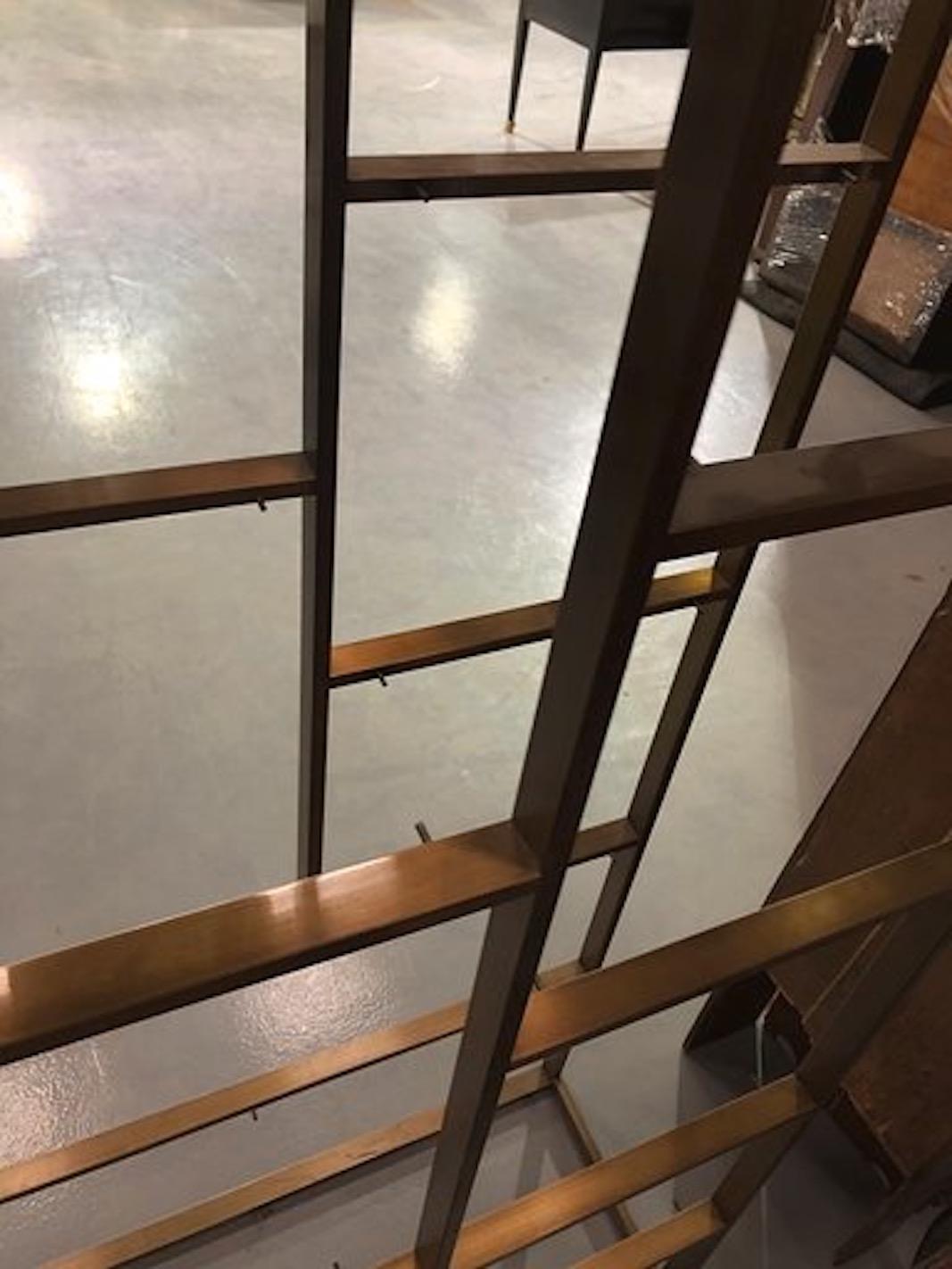 Milo Baughman Style Brass and Glass Étagère In Good Condition In Buchanan, MI