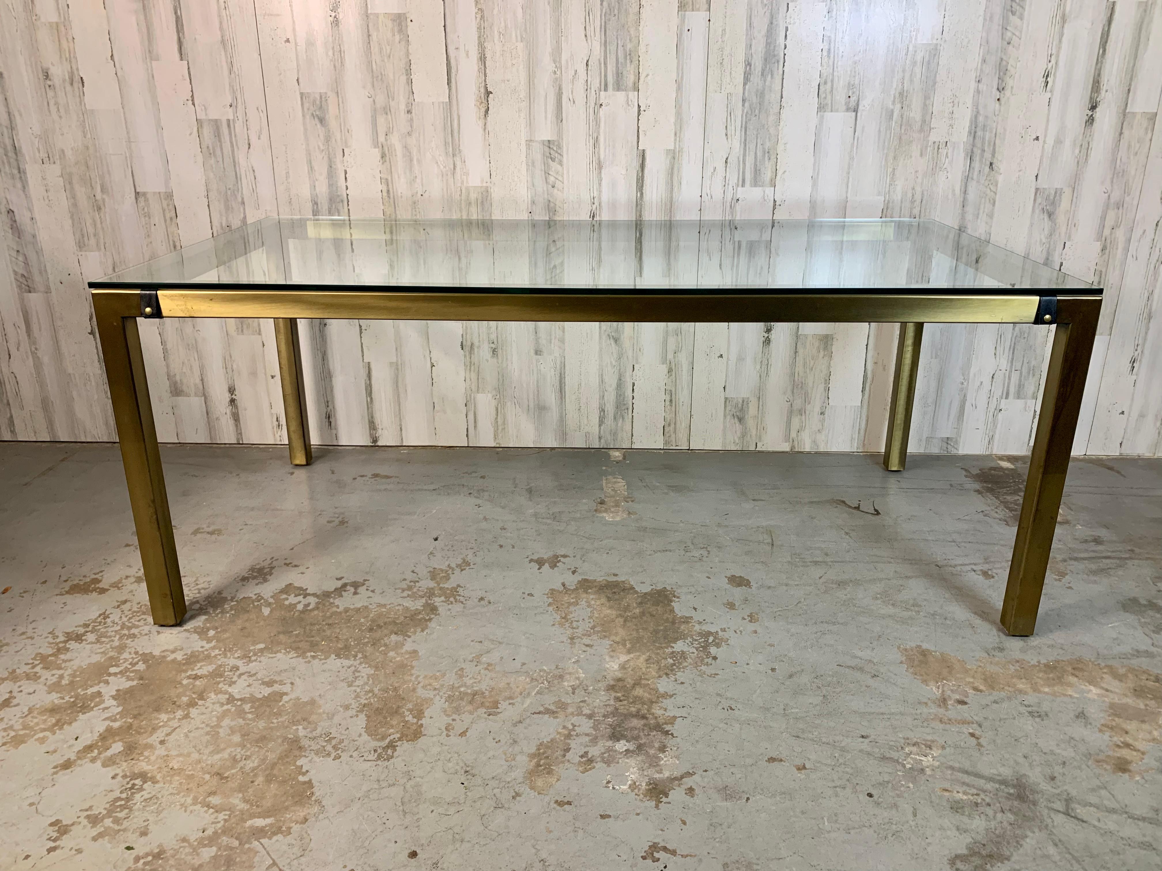 Mid-Century Modern Milo Baughman style Brass Parsons Table For Sale