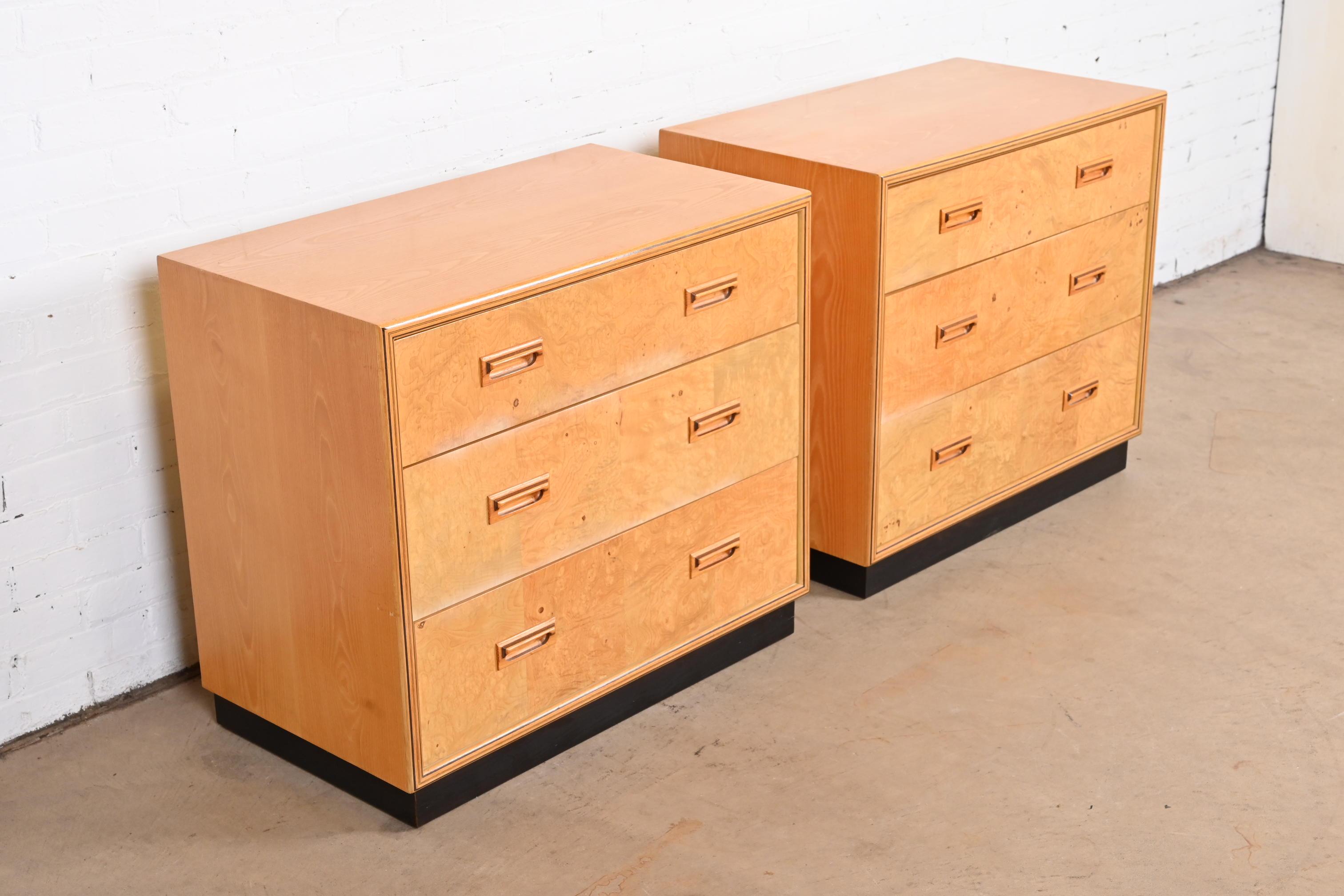 Late 20th Century Milo Baughman Style Burl Wood Bedside Chests by Henredon, Pair For Sale