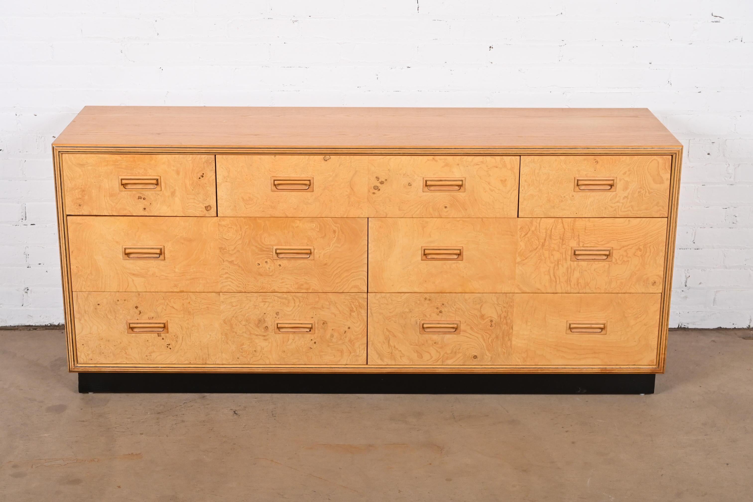 A gorgeous Milo Baughman style Mid-Century Modern seven-drawer dresser or credenza

By Henredon, 