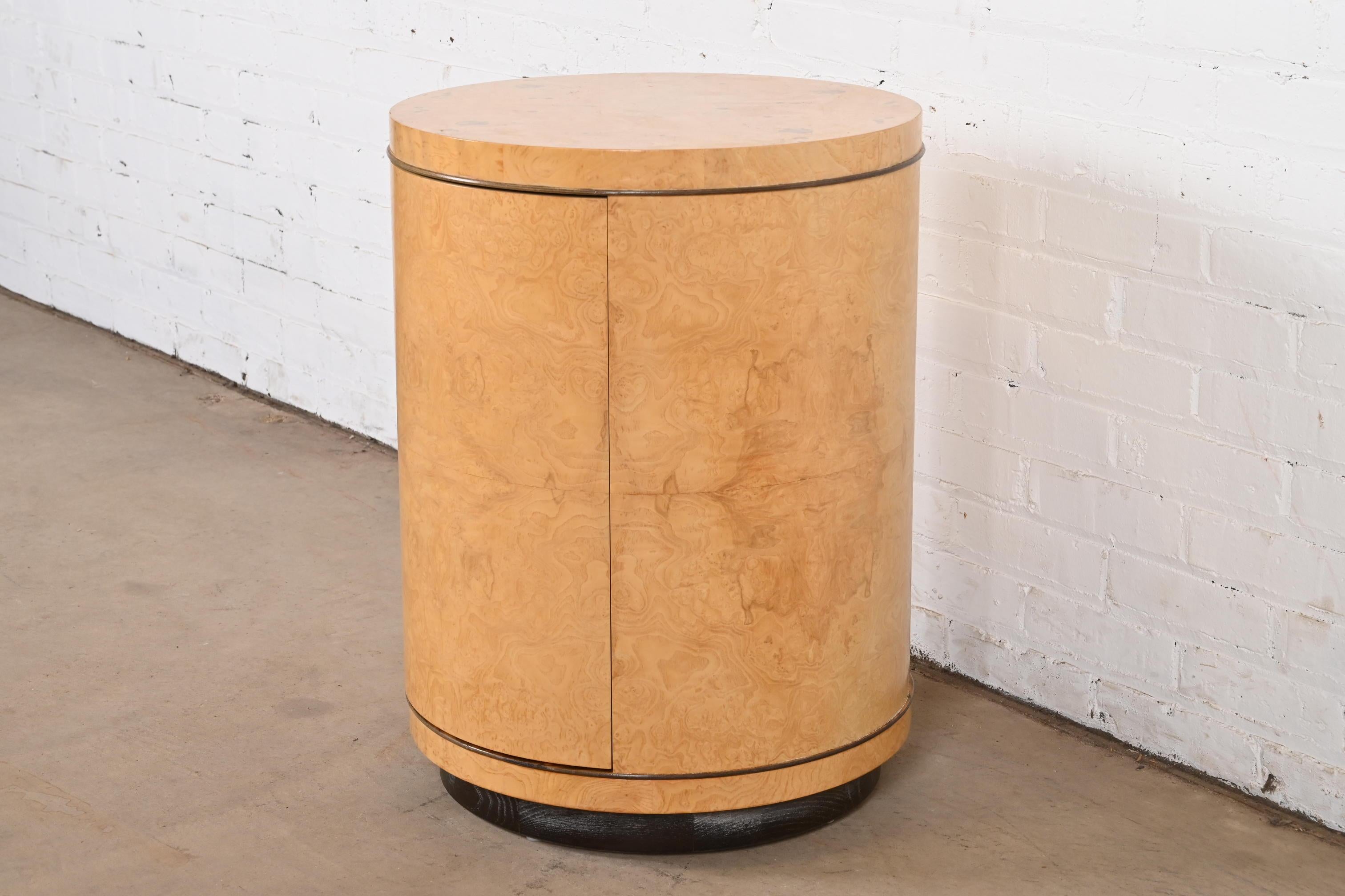 Milo Baughman Style Burl Wood Drum Side Table by Henredon In Good Condition For Sale In South Bend, IN