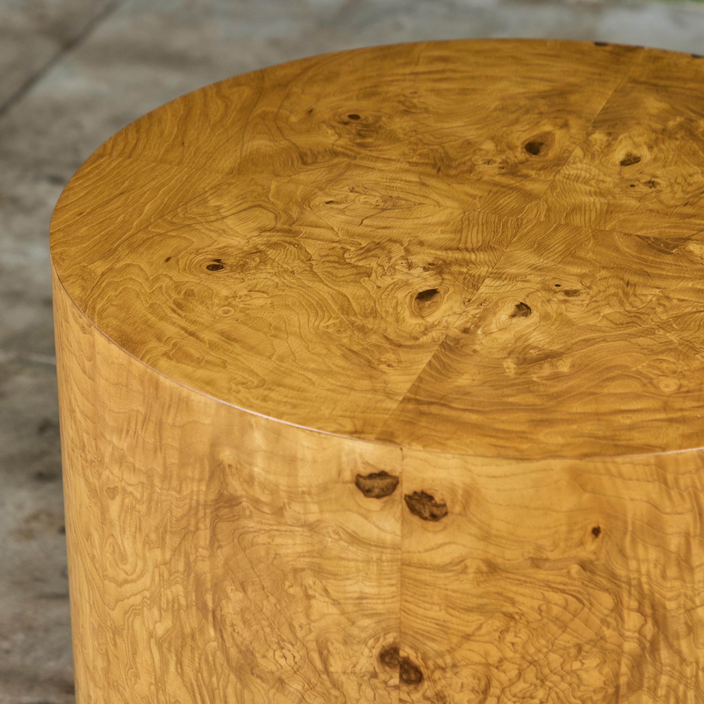 Table d'appoint tambour en bois de ronce de style Milo Baughman en vente 2