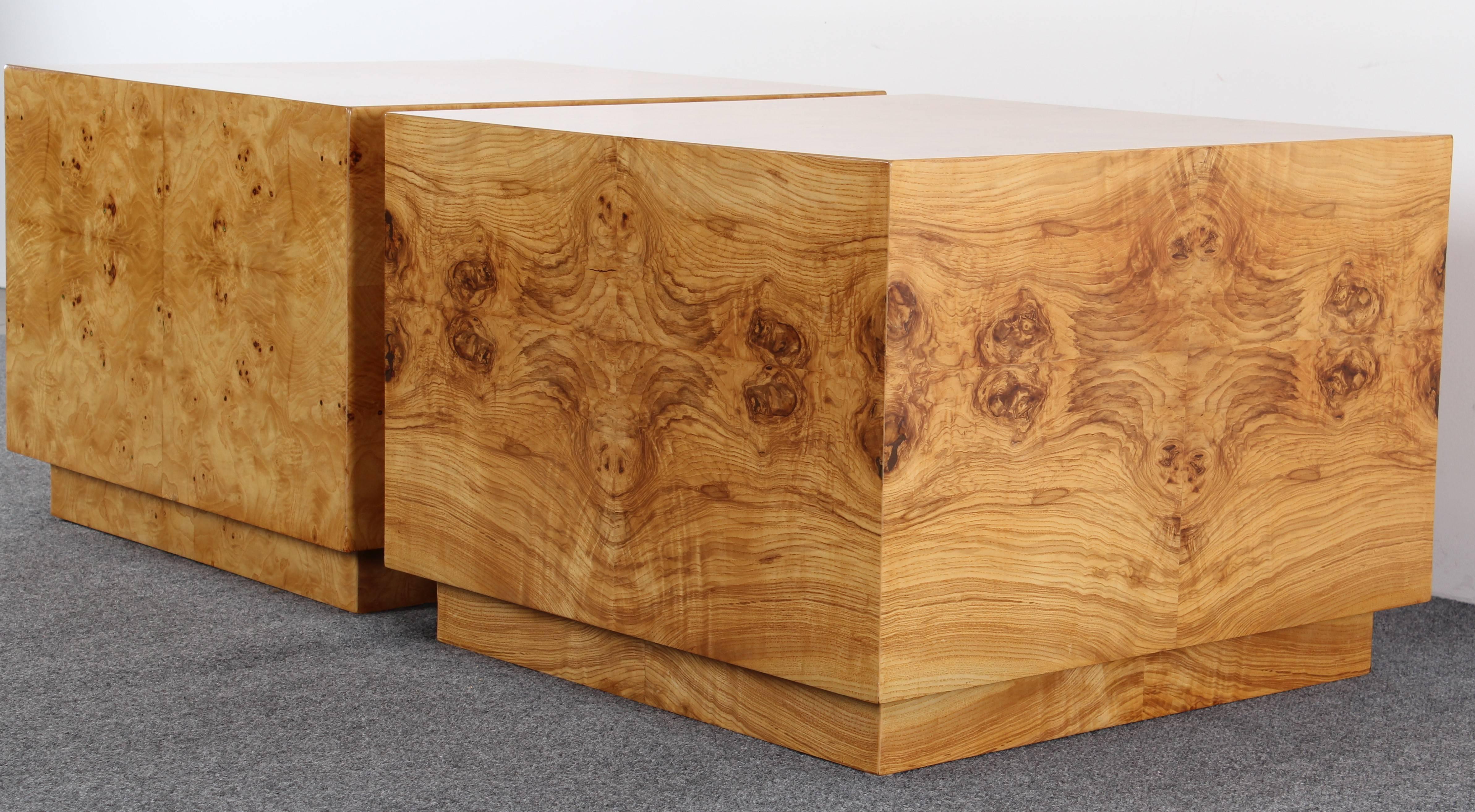 A pair of cube form burl wood maple end or side tables in the style of Milo Baughman with newly restored finish in excellent condition.