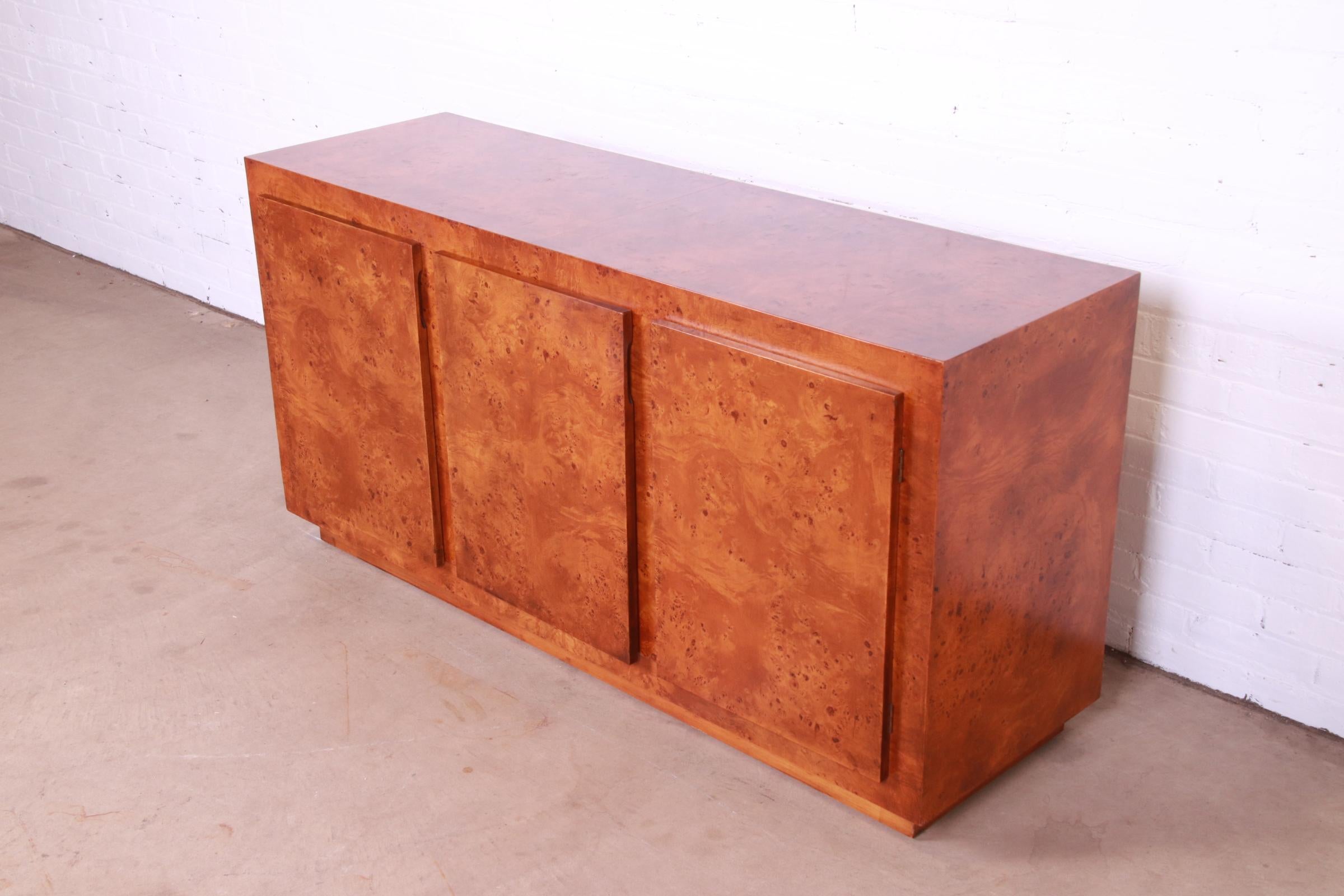 Milo Baughman Style Burled Olive Wood Sideboard, Credenza, or Bar Cabinet In Good Condition For Sale In South Bend, IN