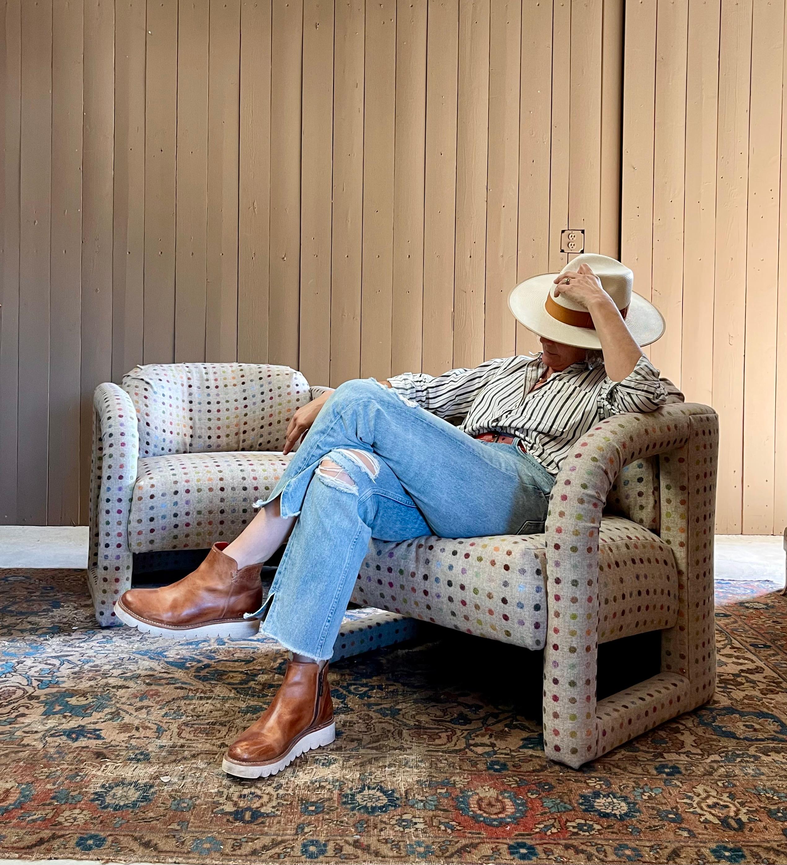 Chaise de style Milo Baughman en tissu de laine anglais, Parsons, British Polka Dot 4