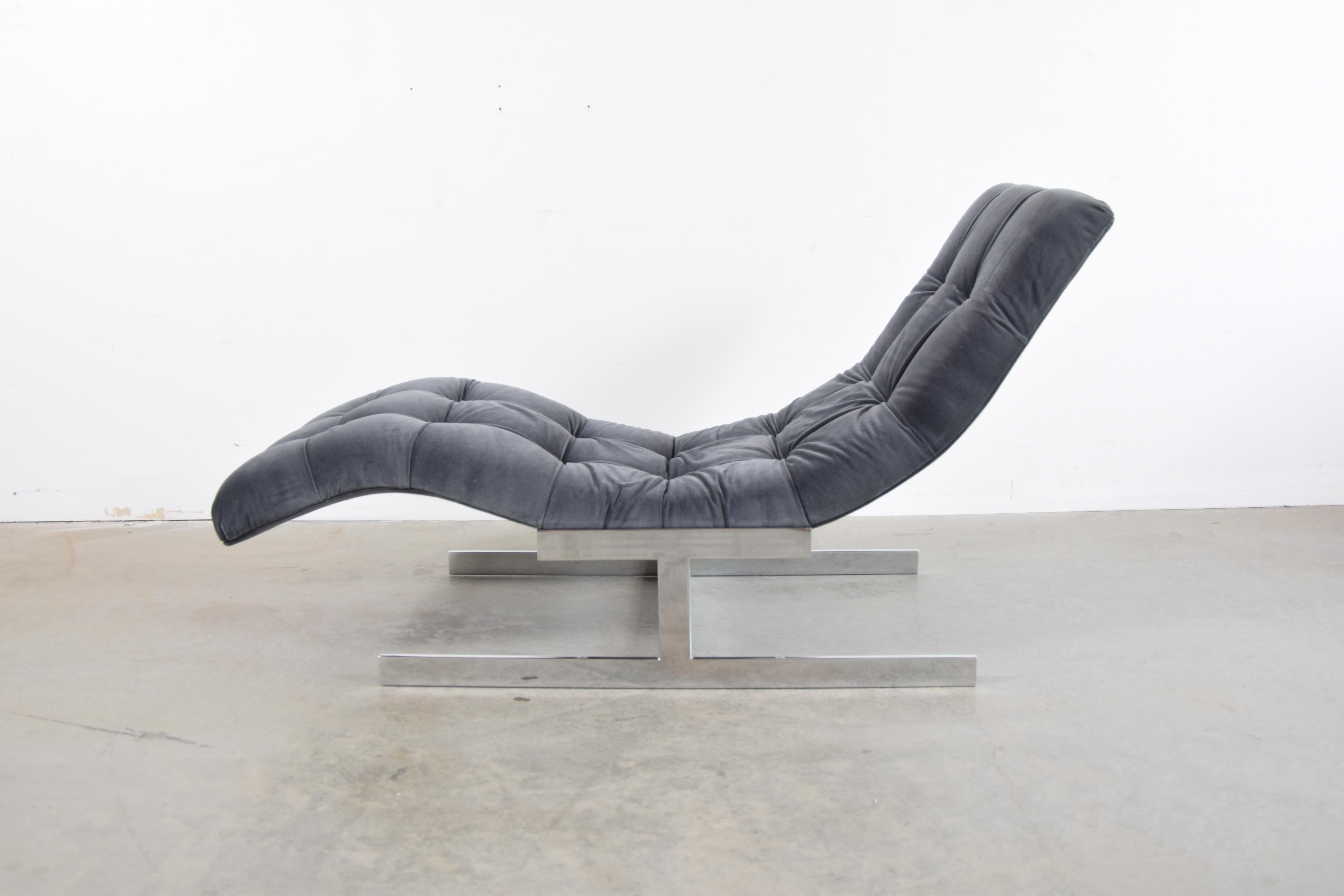 Mid-Century Modern Milo Baughman Style Chaise Lounge, circa 1976 For Sale