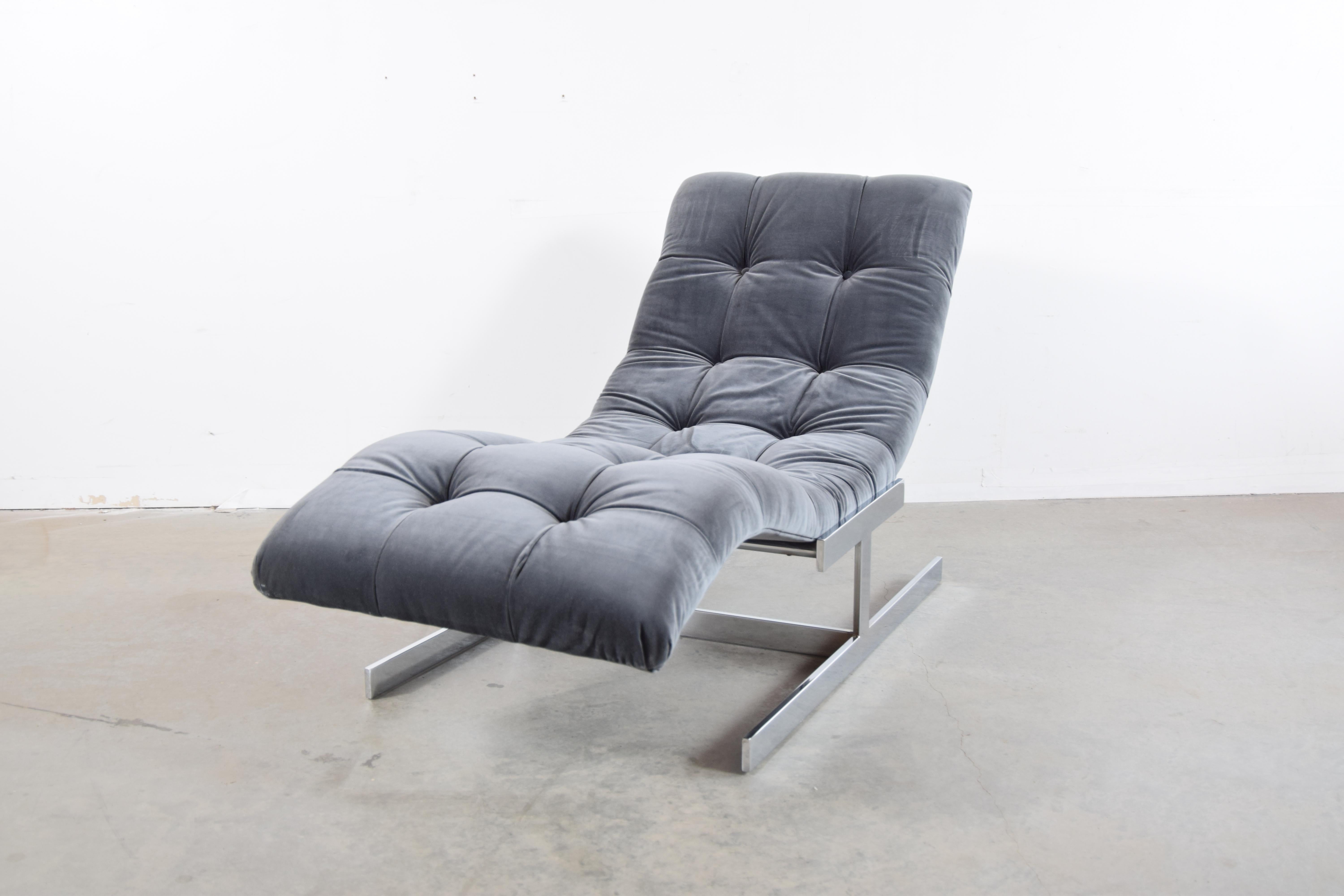 Steel Milo Baughman Style Chaise Lounge, circa 1976 For Sale