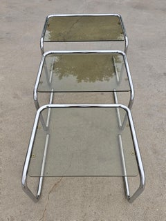 Tables gigognes en chrome et verre fumé de style Milo Baughman, Italie, années 1970