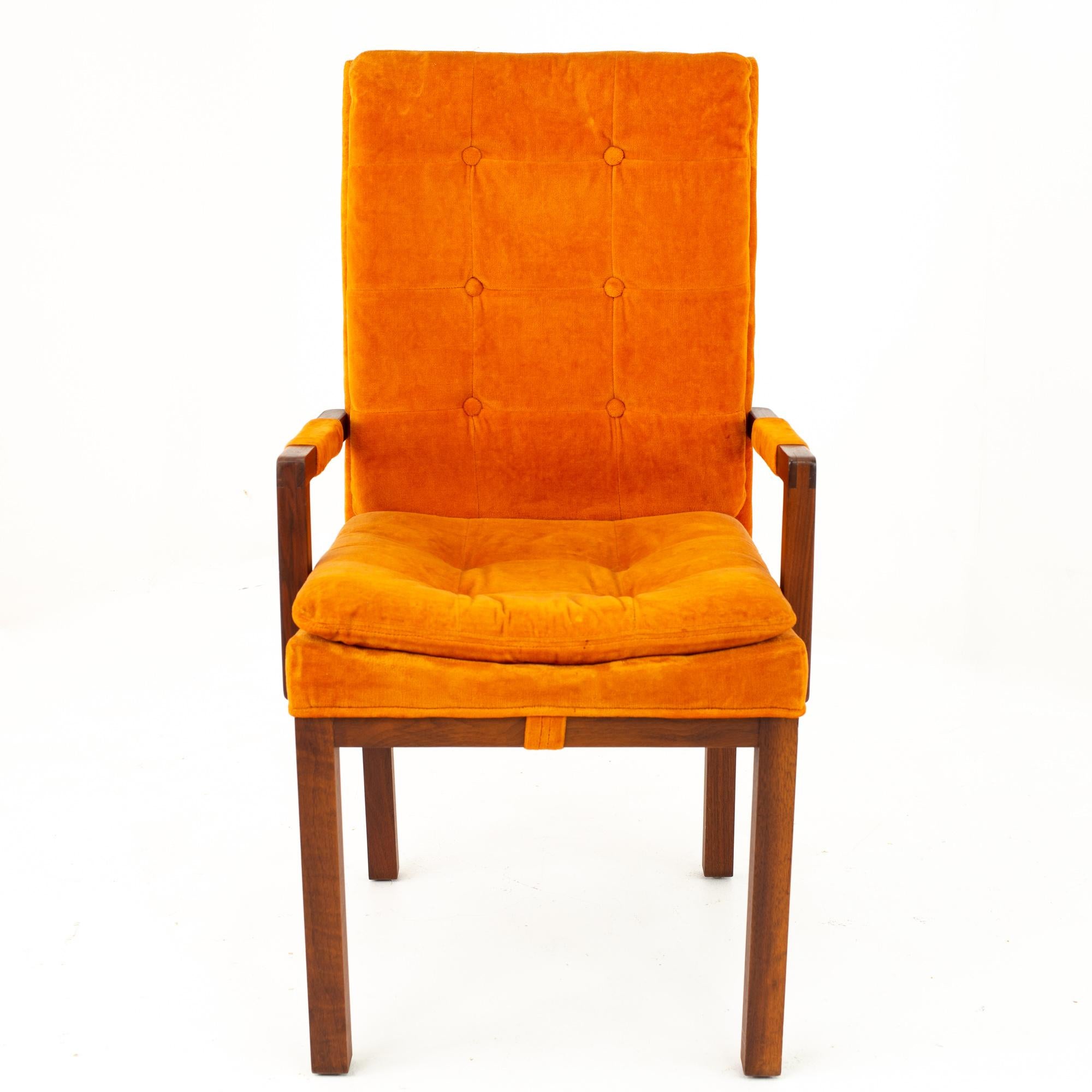 Milo Baughman Style Dillingham Orange and Walnut Upholstered Dining Chairs - Set In Good Condition In Countryside, IL