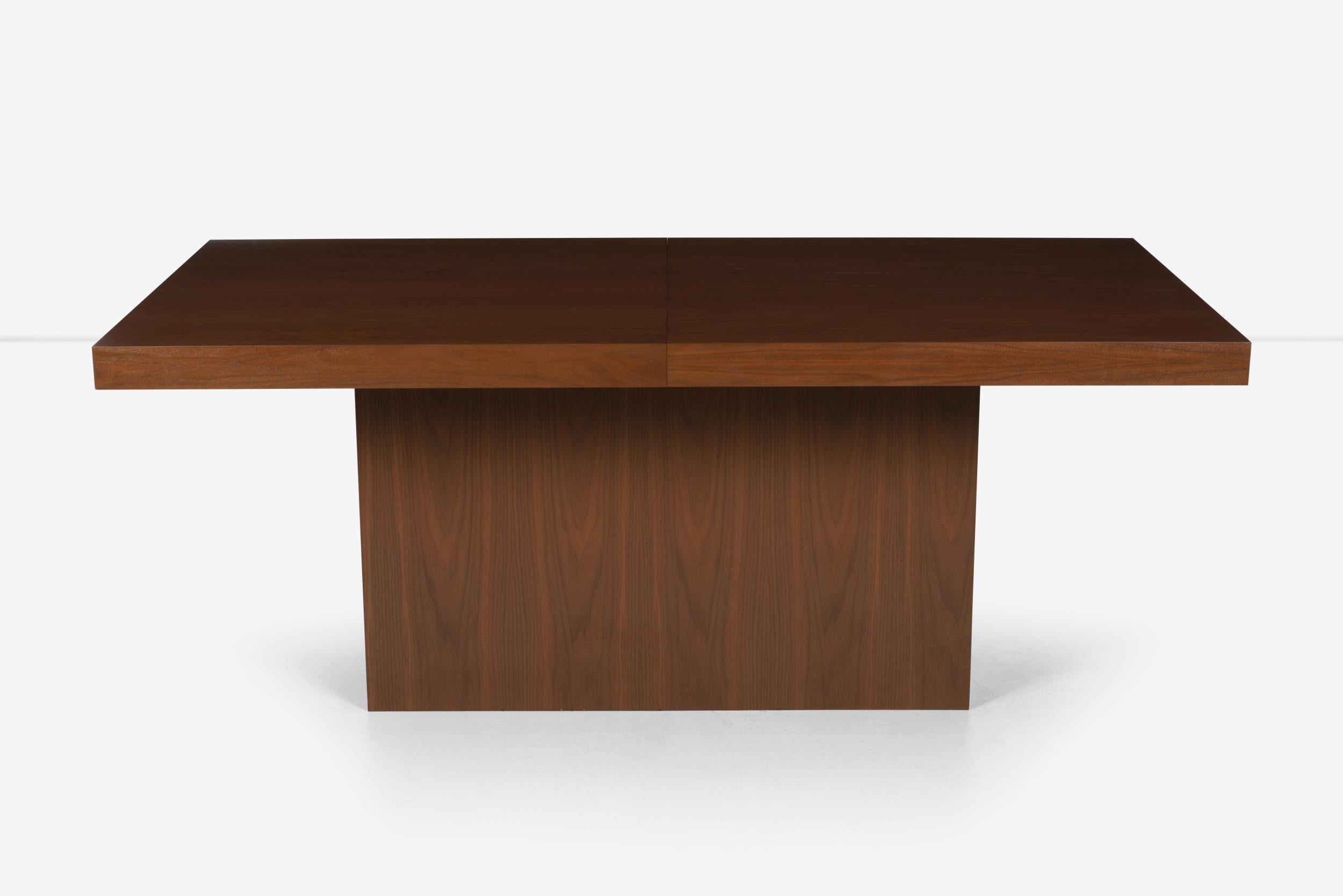 Milo Baughman style dining table, walnut lacquered veneer with pedestal base 71.50