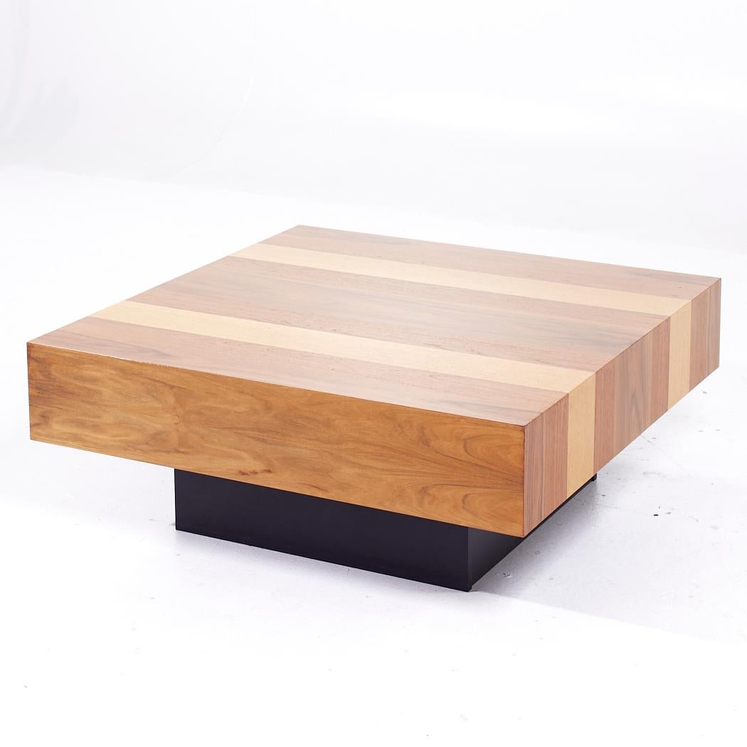 Milo Baughman Style Dyrlund MCM Danish Rosewood Maple Teak Coffee Table In Good Condition In Countryside, IL