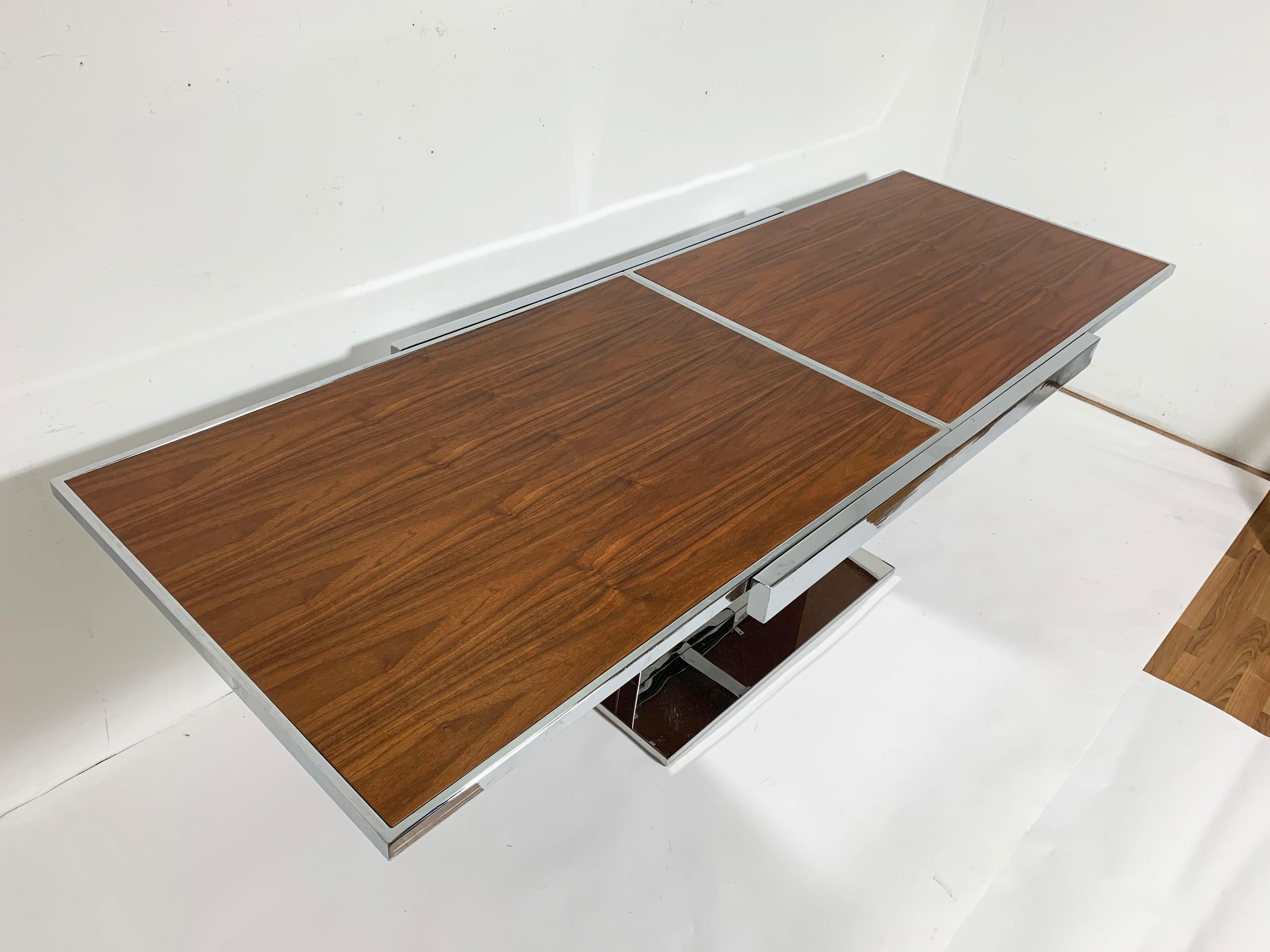 Milo Baughman Style Expandable Walnut and Chrome Dining Table, Circa 1960s 1