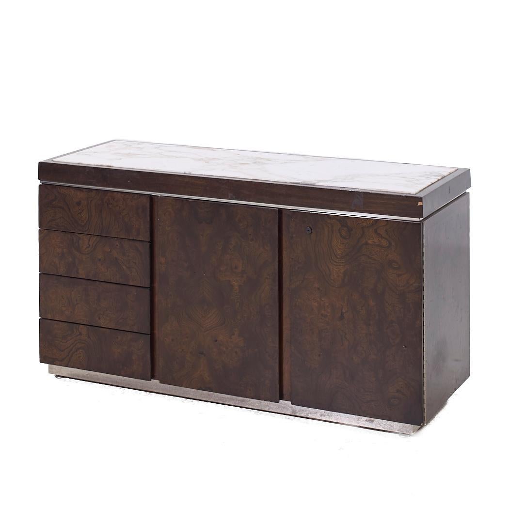 Credenza de madera de arce y tapa de mármol estilo Milo Baughman Helikon de mediados de siglo Moderno de mediados de siglo en venta