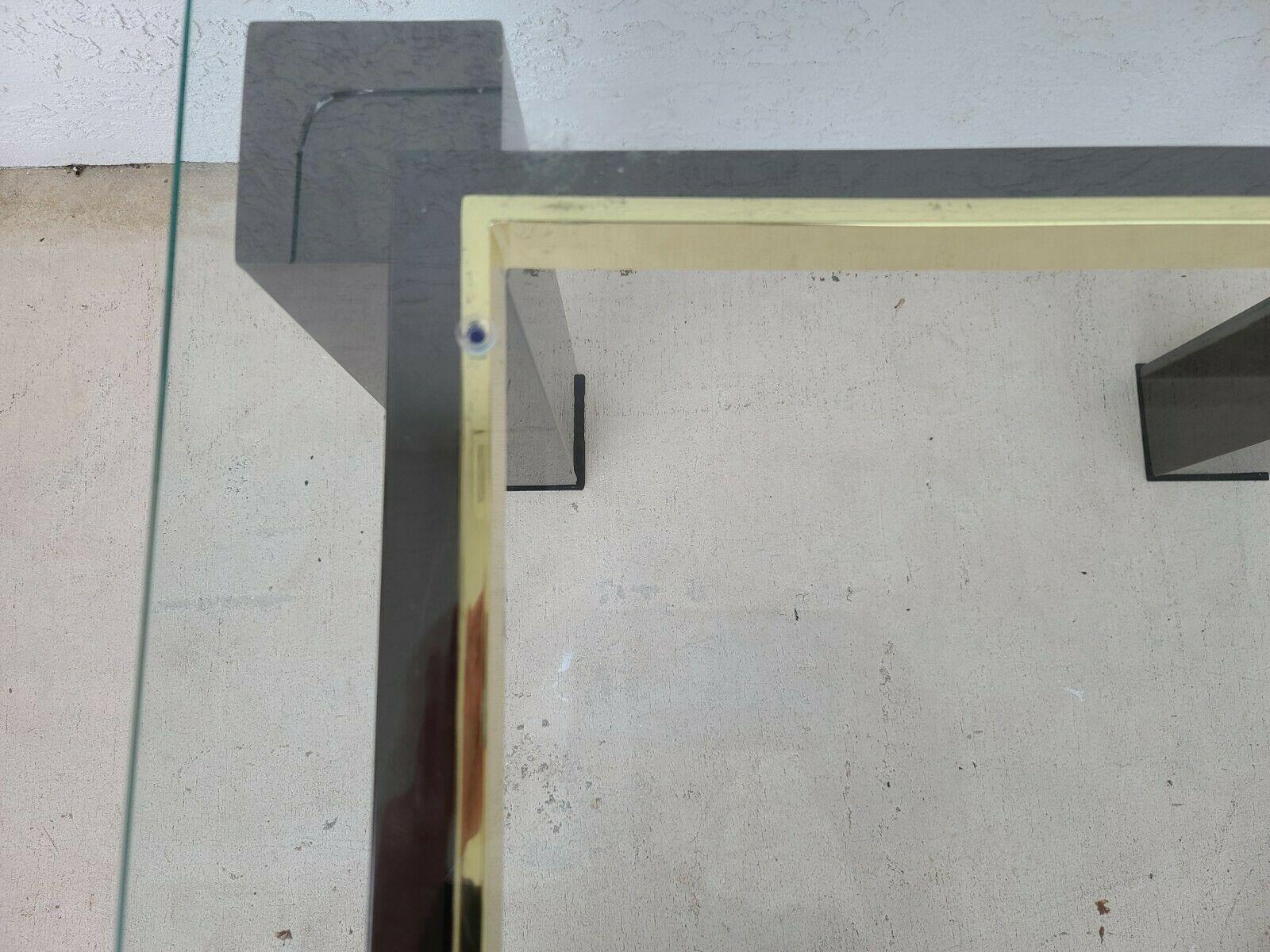 Table d'appoint italienne en laiton et verre chromé noir de style Milo Baughman en vente 3