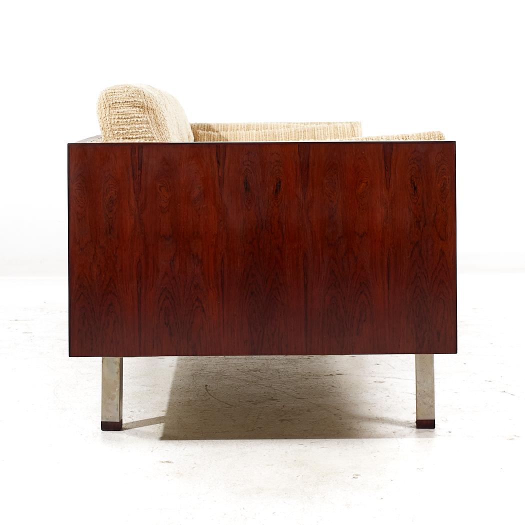 Milo Baughman Style Jydsk Mobelfabrik Mid Century Danish Rosewood Case Sofa In Good Condition For Sale In Countryside, IL
