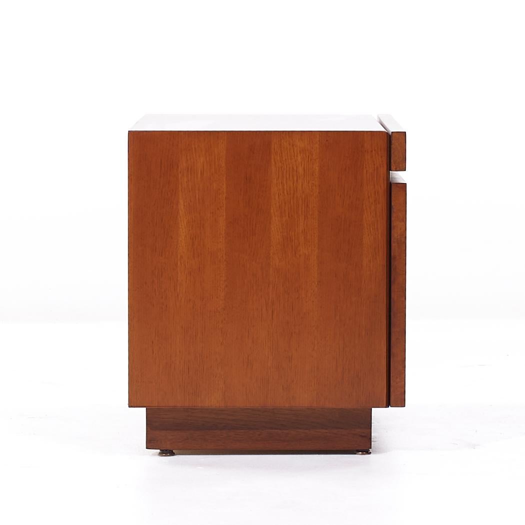 Milo Baughman Style Lane Mid Century Burlwood Nightstands - Pair For Sale 1